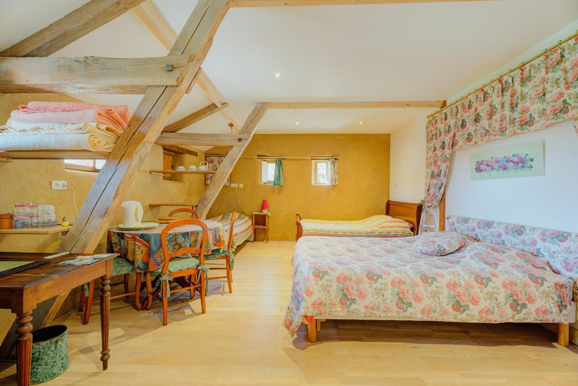 Superior One-Bedroom Apartment