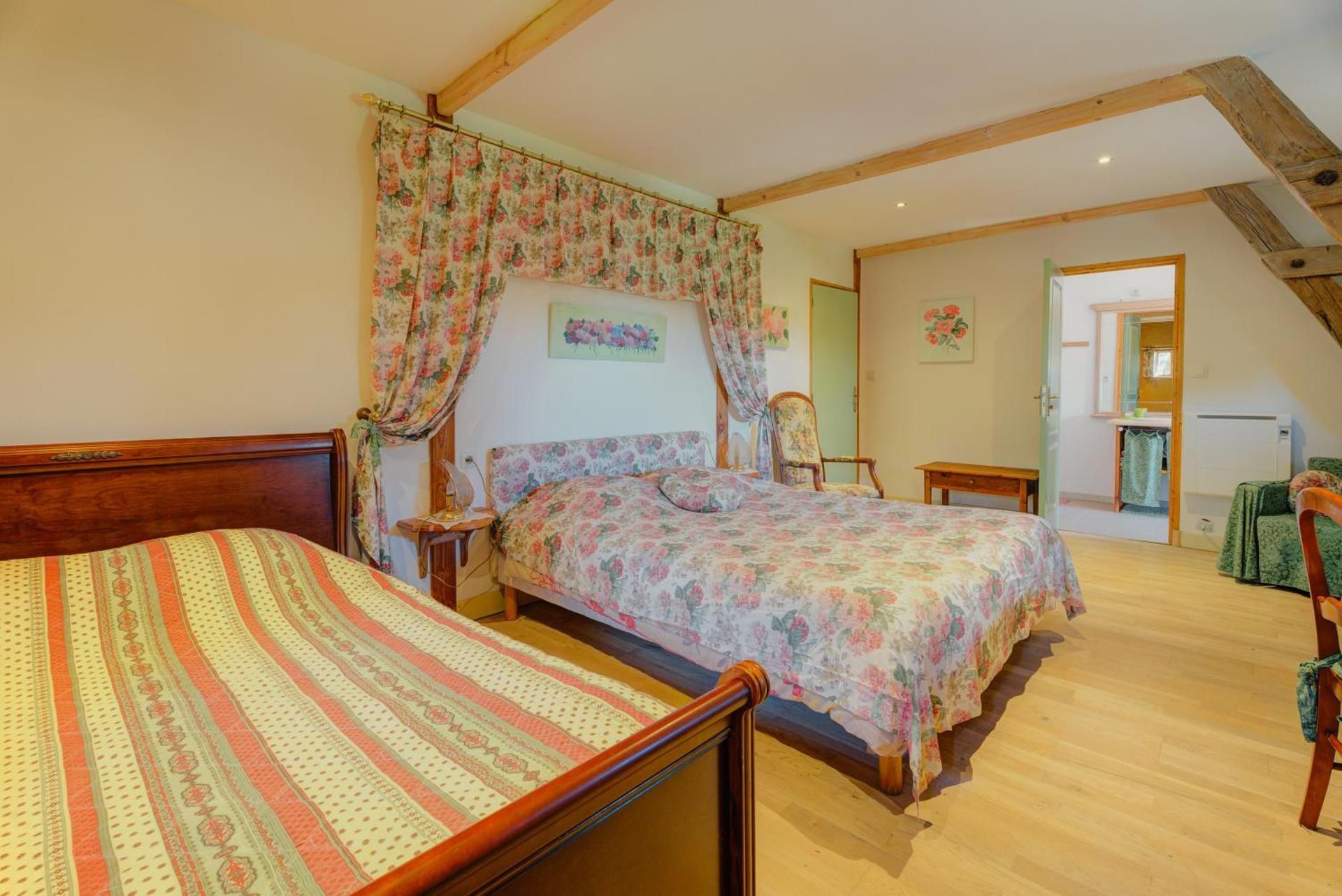 Superior One-Bedroom Apartment