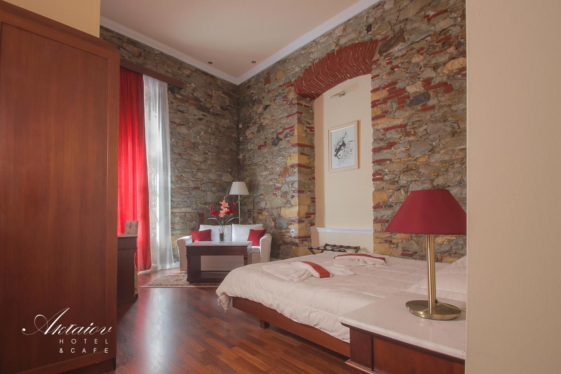 Triple Room with Sea View
