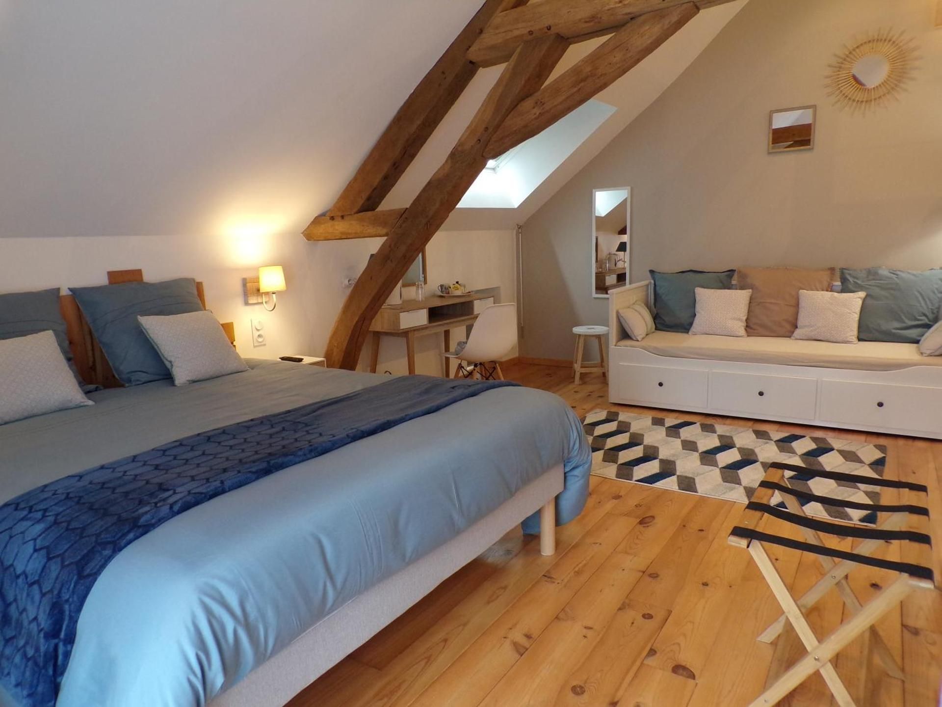 Deluxe Double Room with Shower