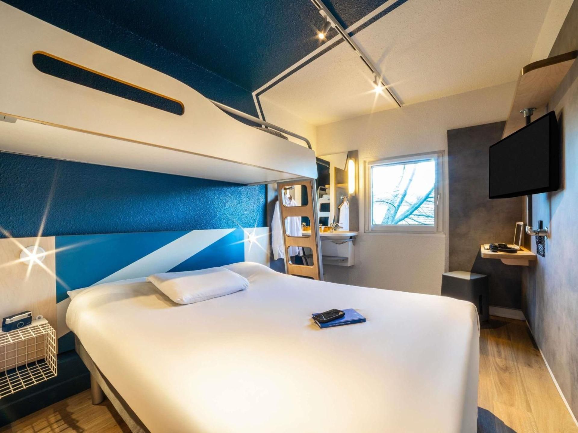 Triple Room with Private Bathroom