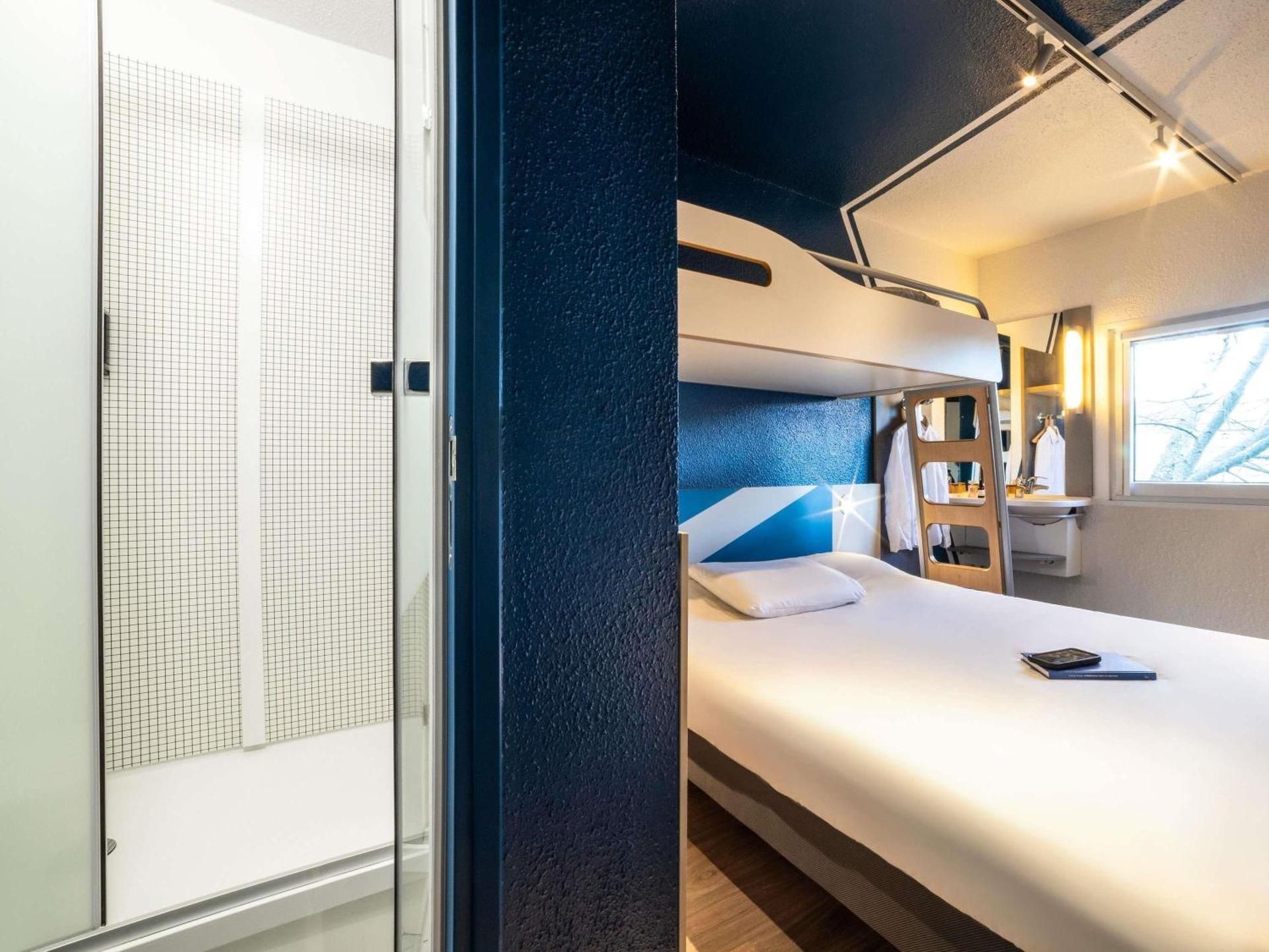 Triple Room with Private Bathroom