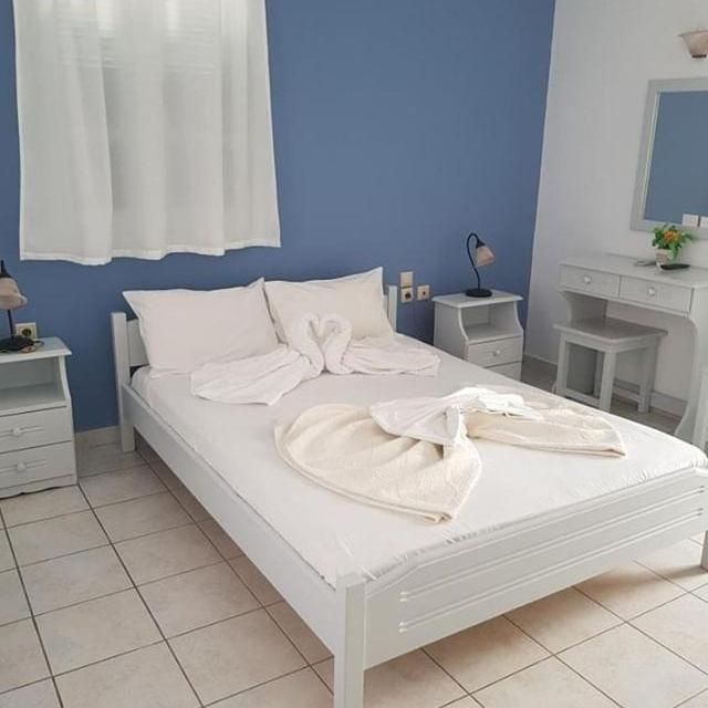 Double or Twin Room with Sea View