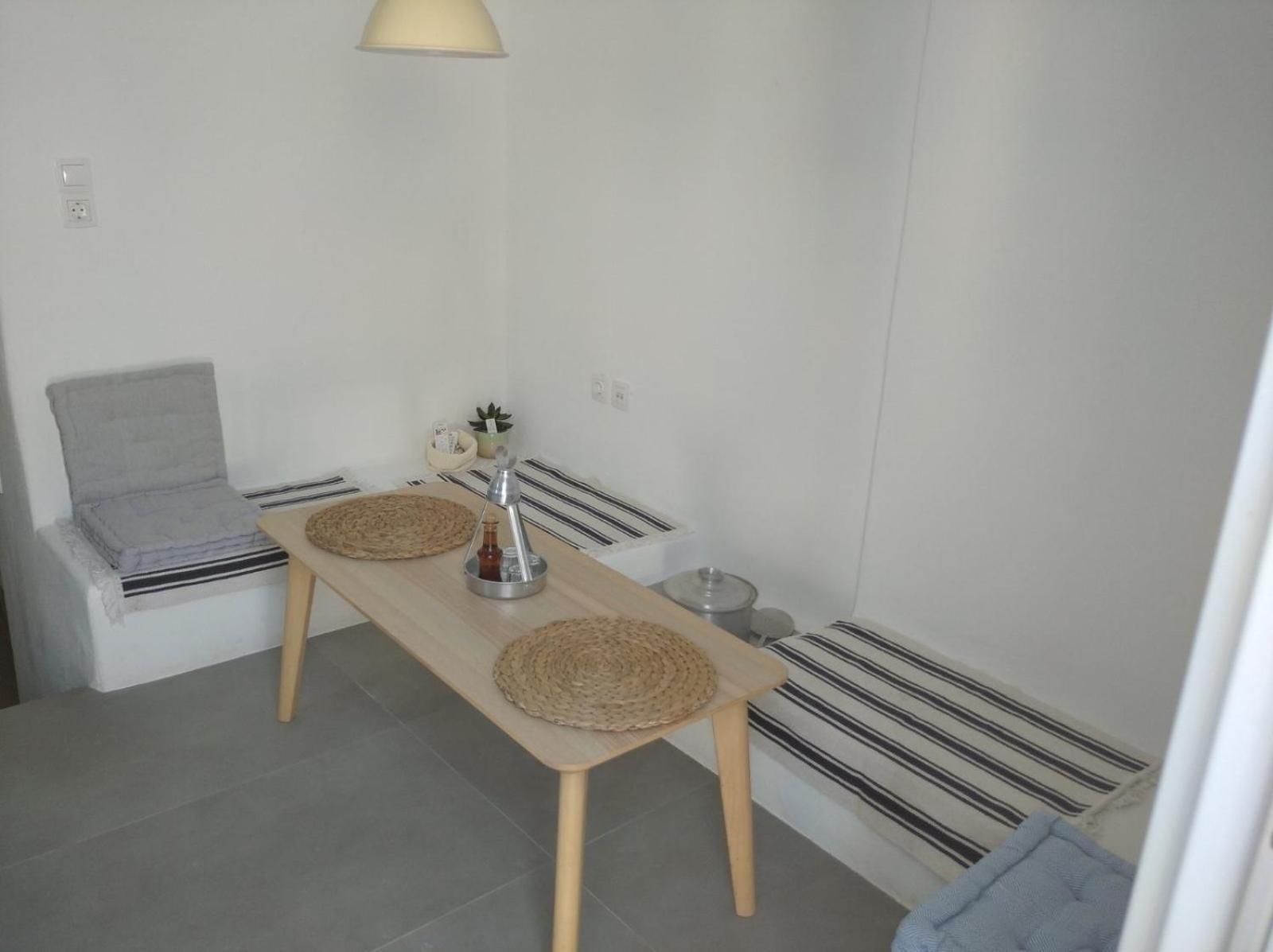 Studio - Split Level