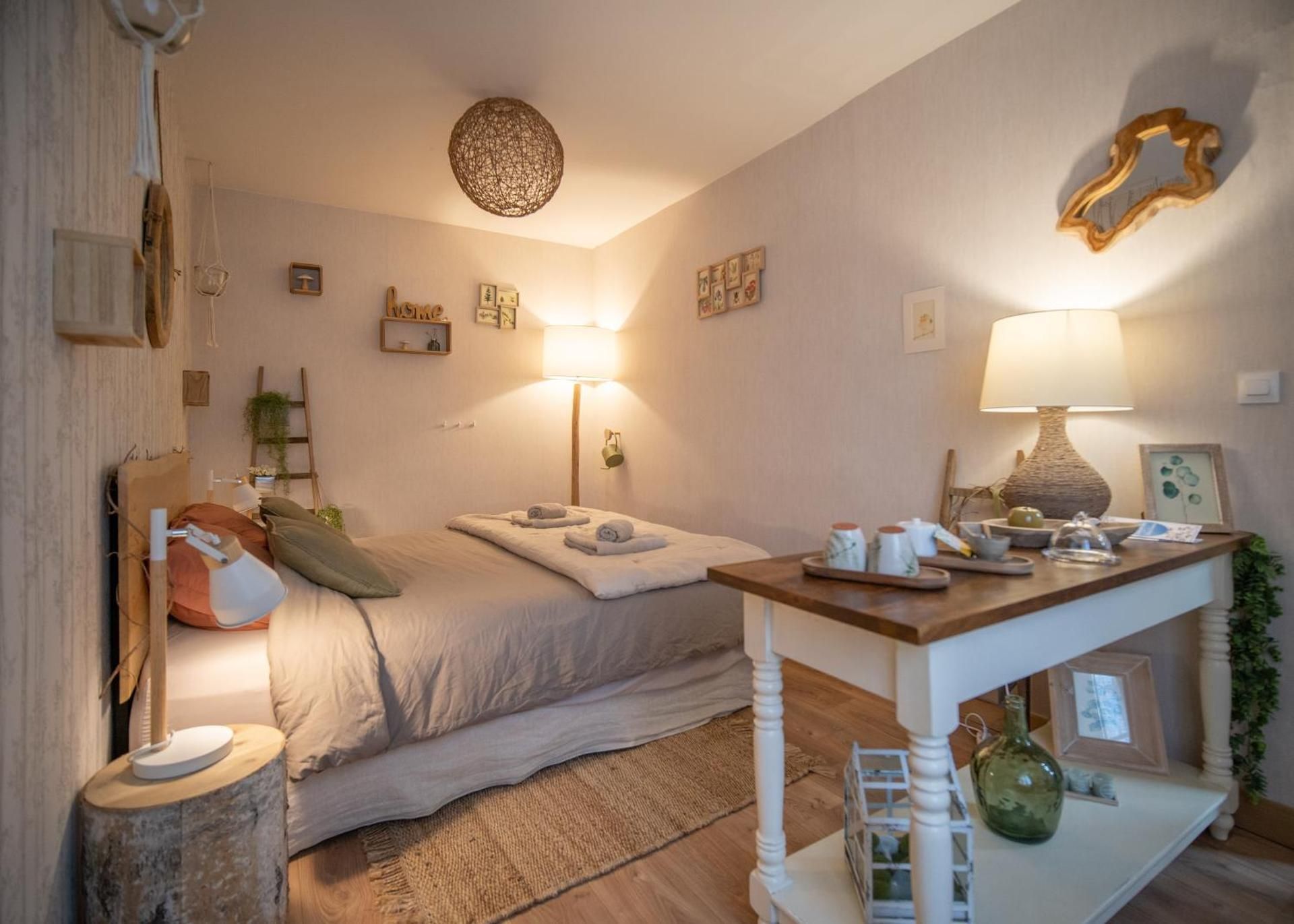Double Room with Private Bathroom