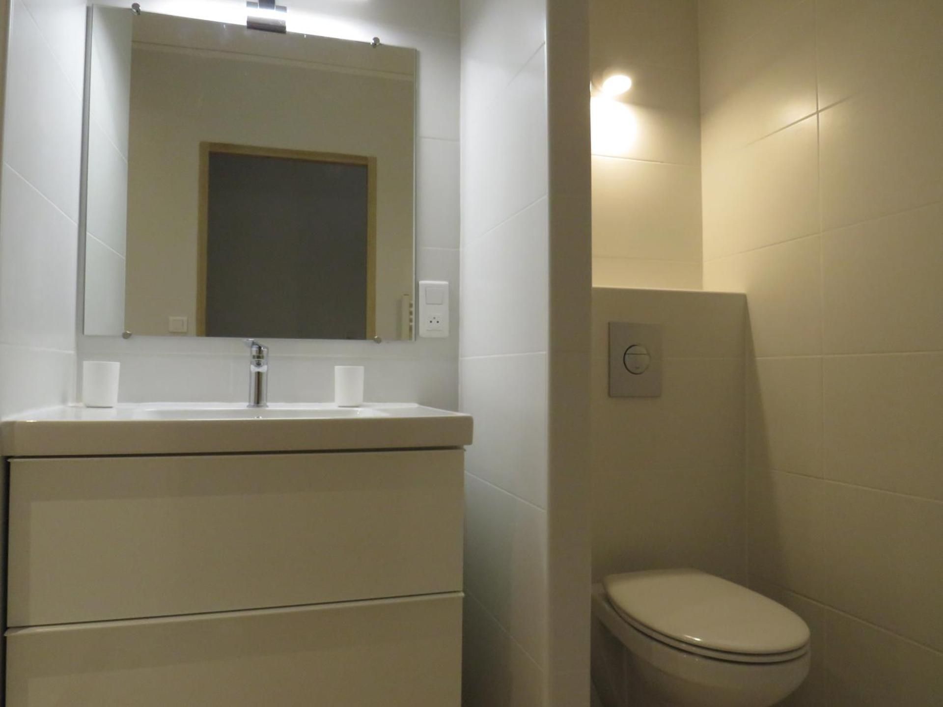 Triple Room with Shared Bathroom