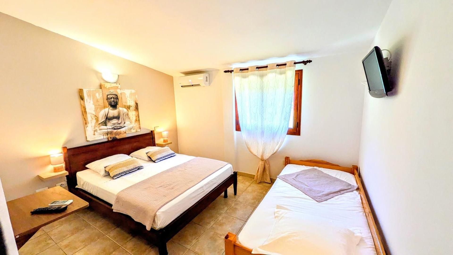 Triple Room with Private Bathroom
