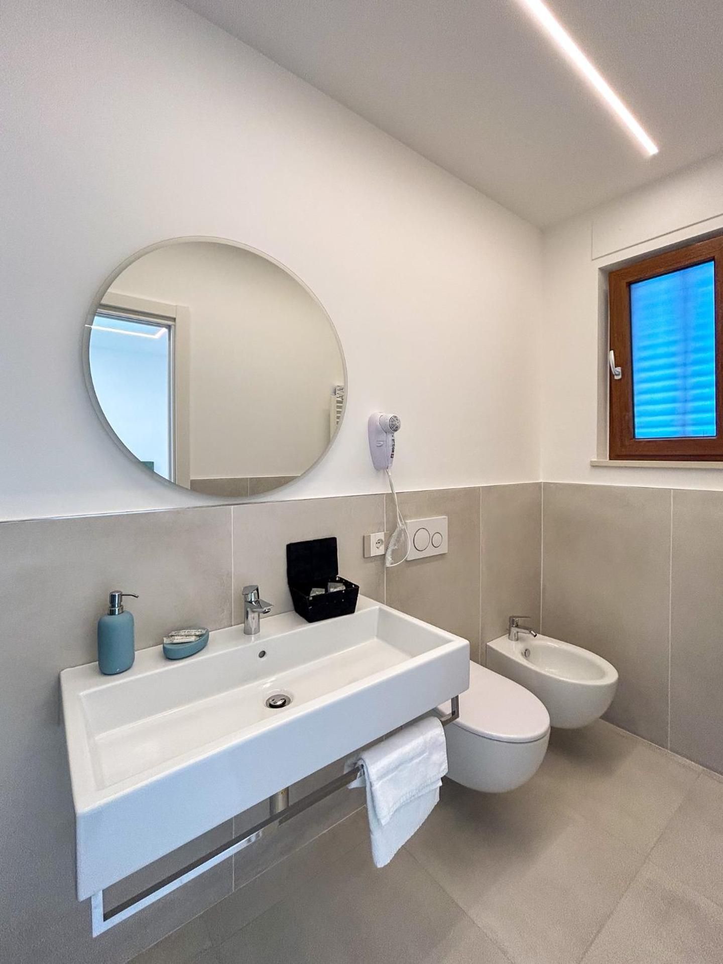 Superior Double Room with Balcony and Sea View