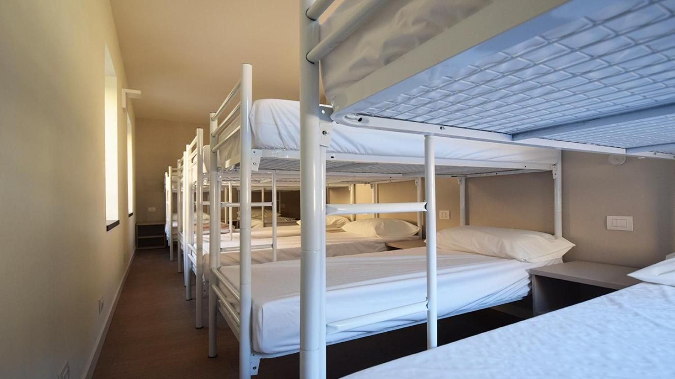 Mixed Dormitory Room