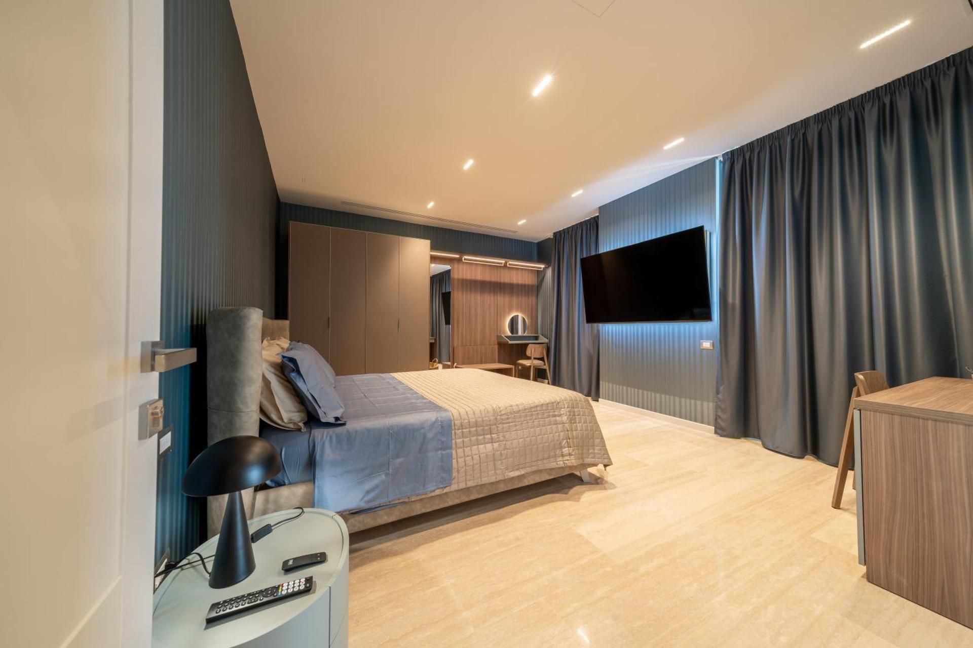 Suite with Sea View