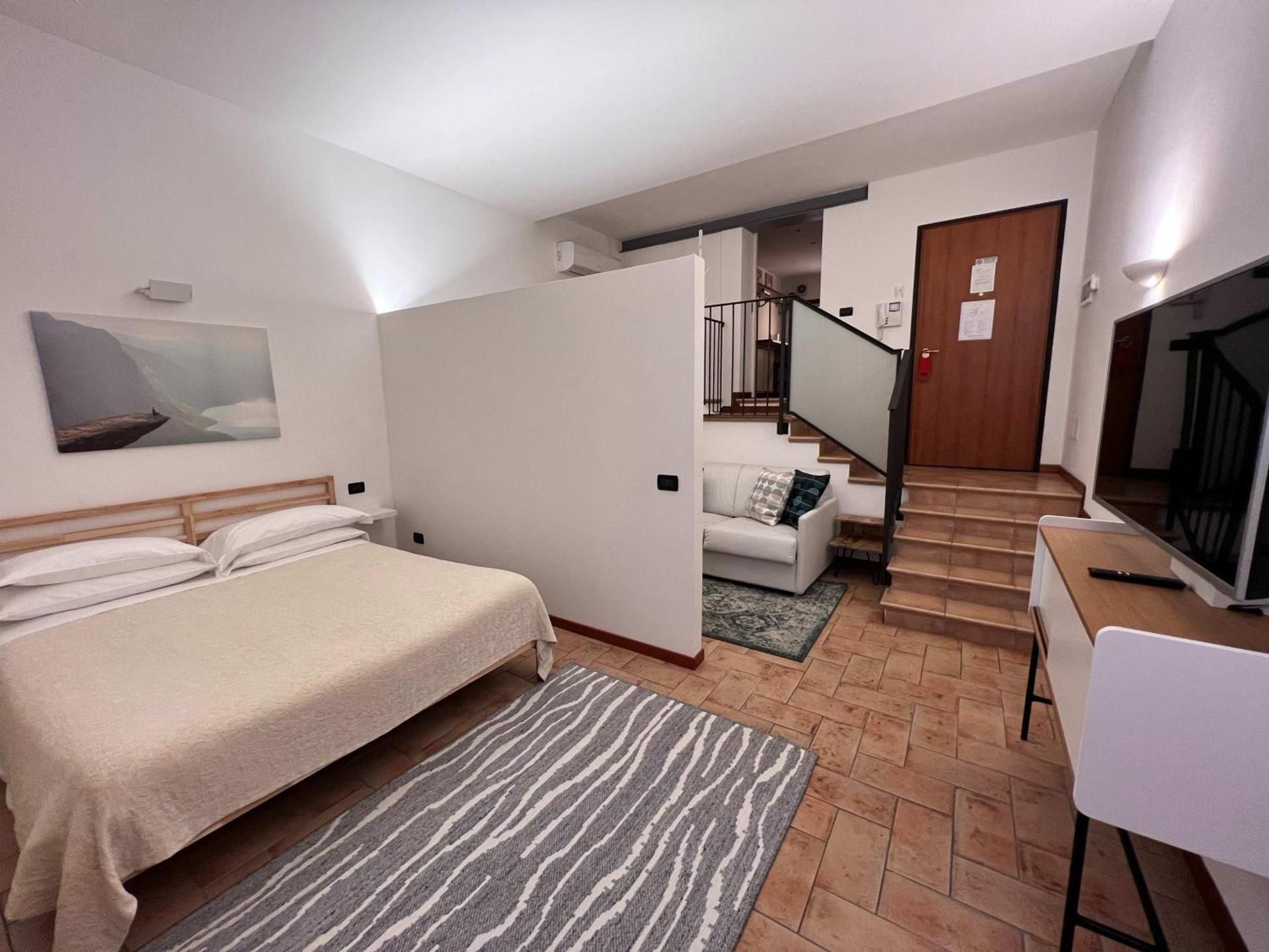 Studio (1 Adult)