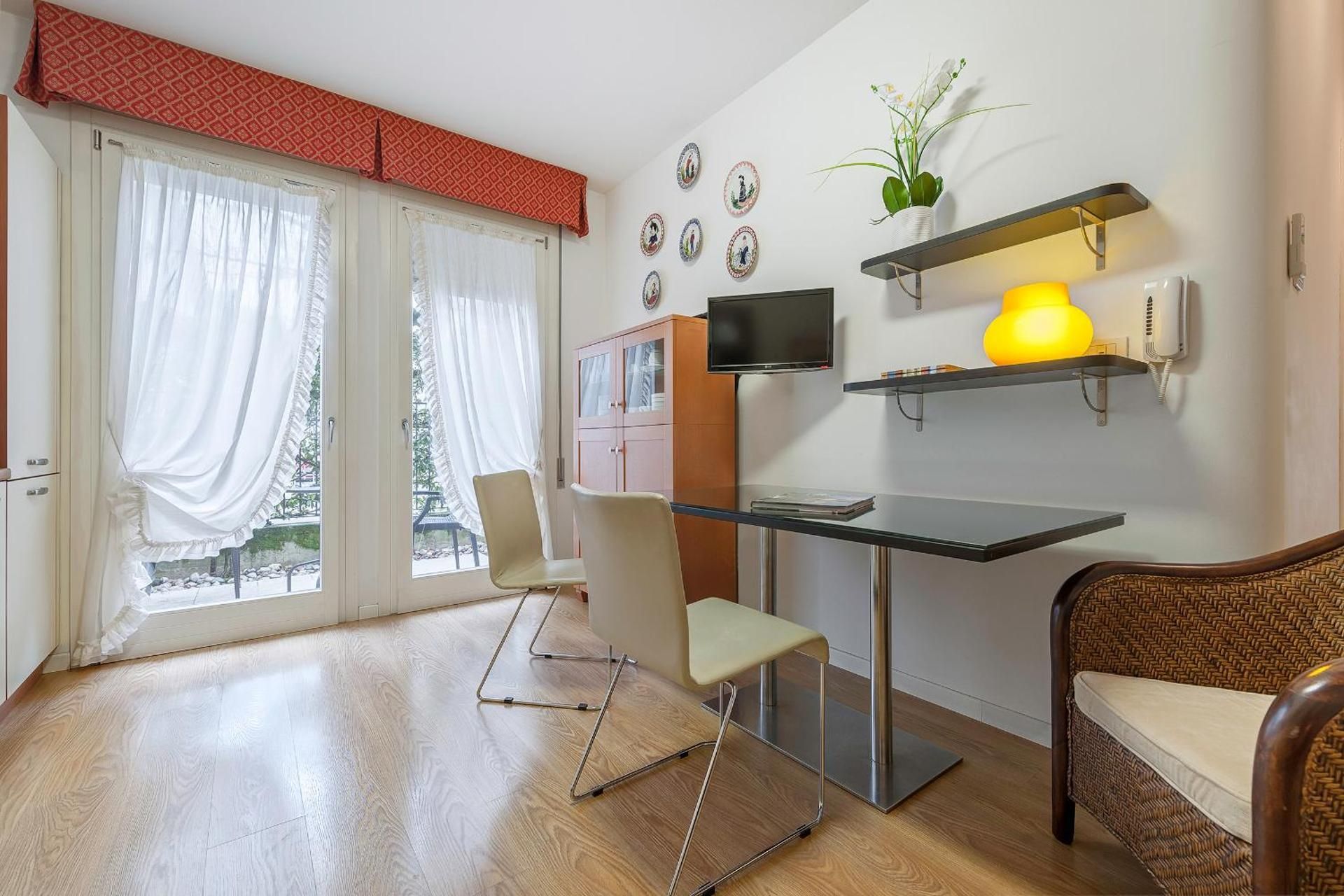 Apartment with Balcony