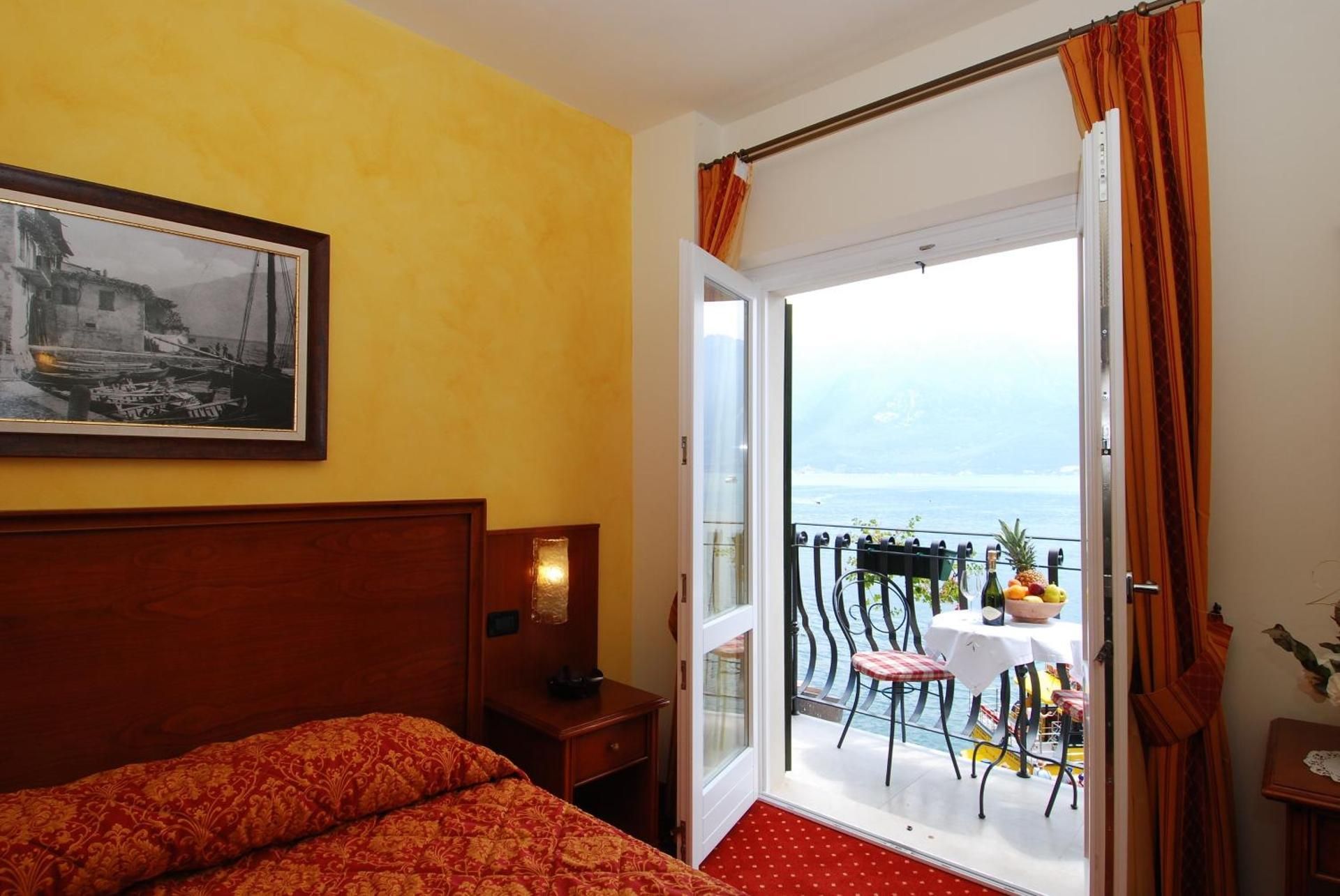Double or Twin Room with Balcony