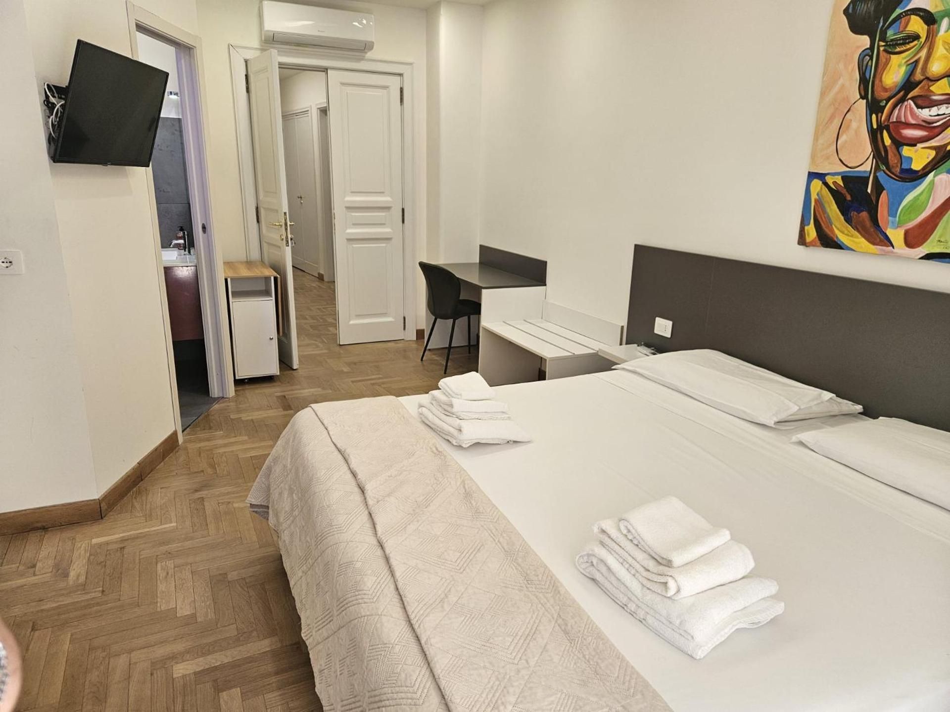 Deluxe Double Room with Balcony