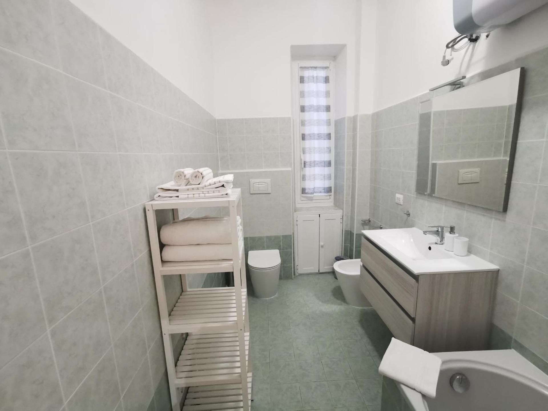 Double Room with Private External Bathroom