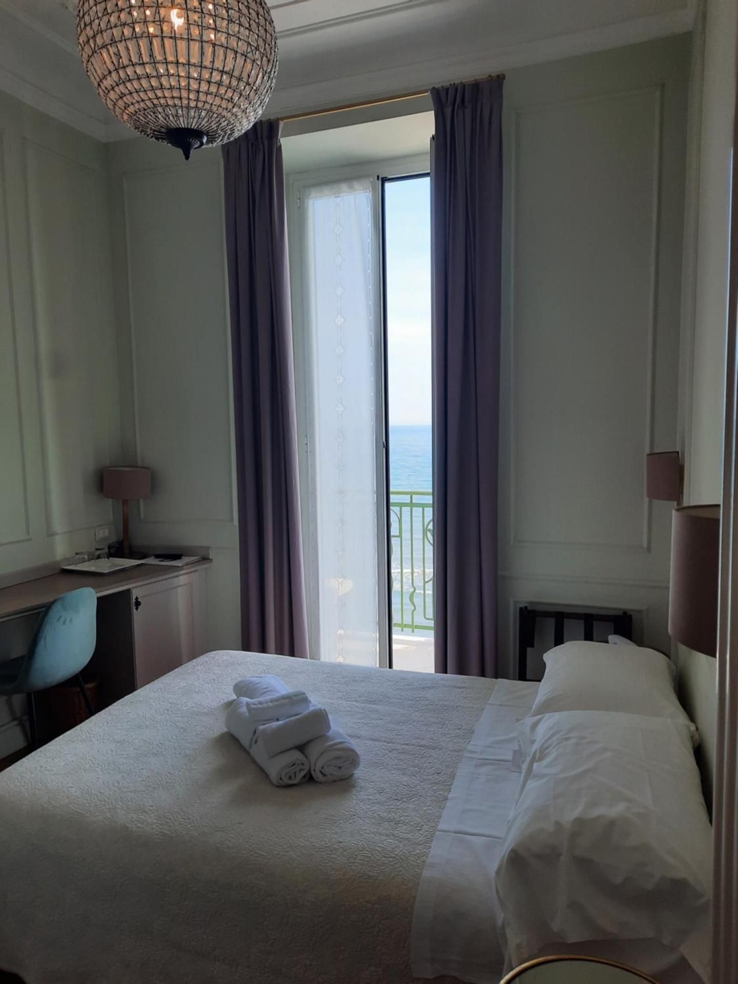 Comfort Double Room with Sea View