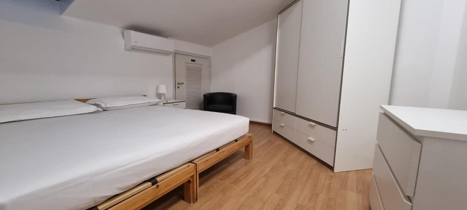 Triple Room with Bathroom