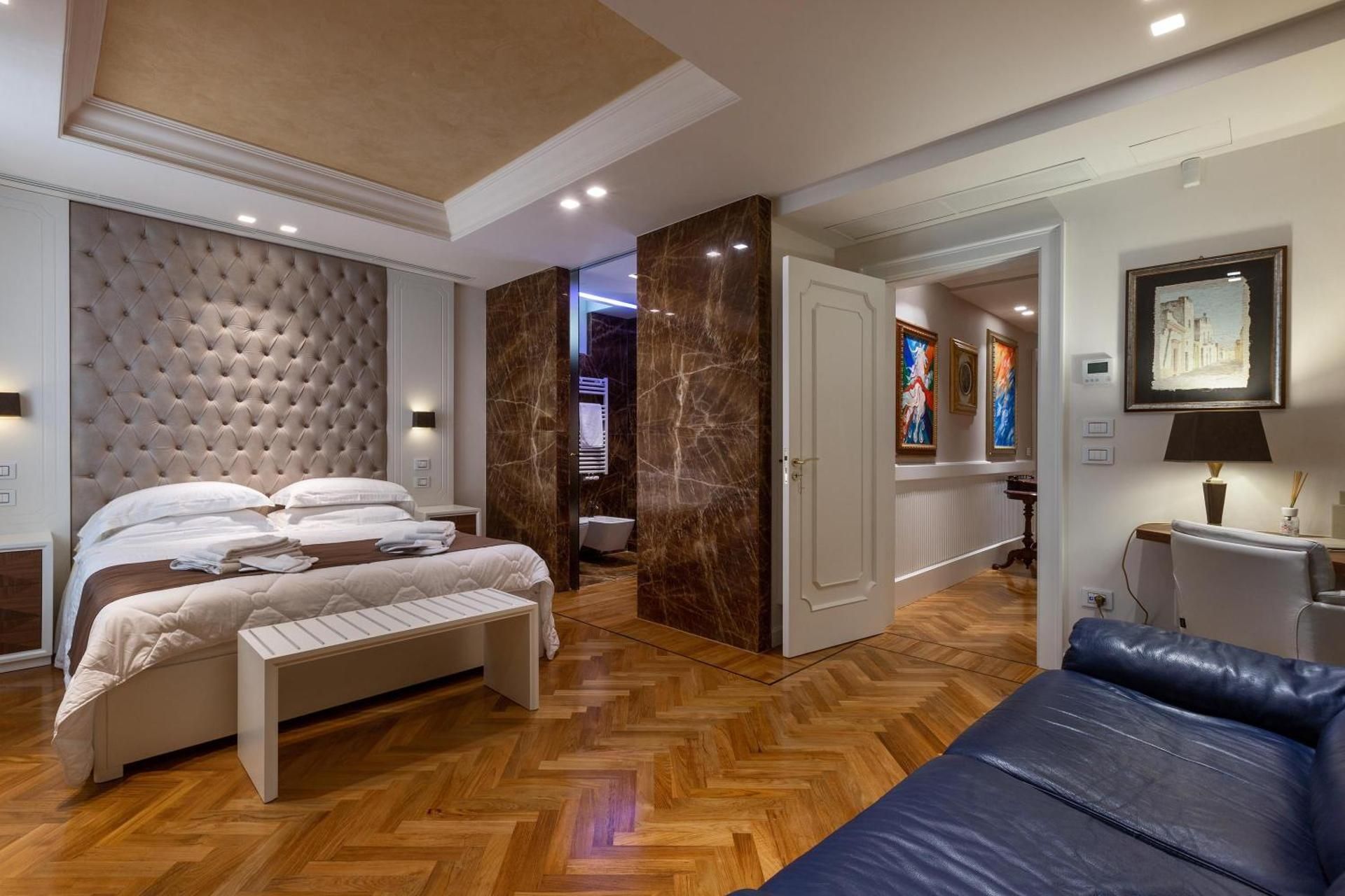 Quadruple Room with Private Bathroom