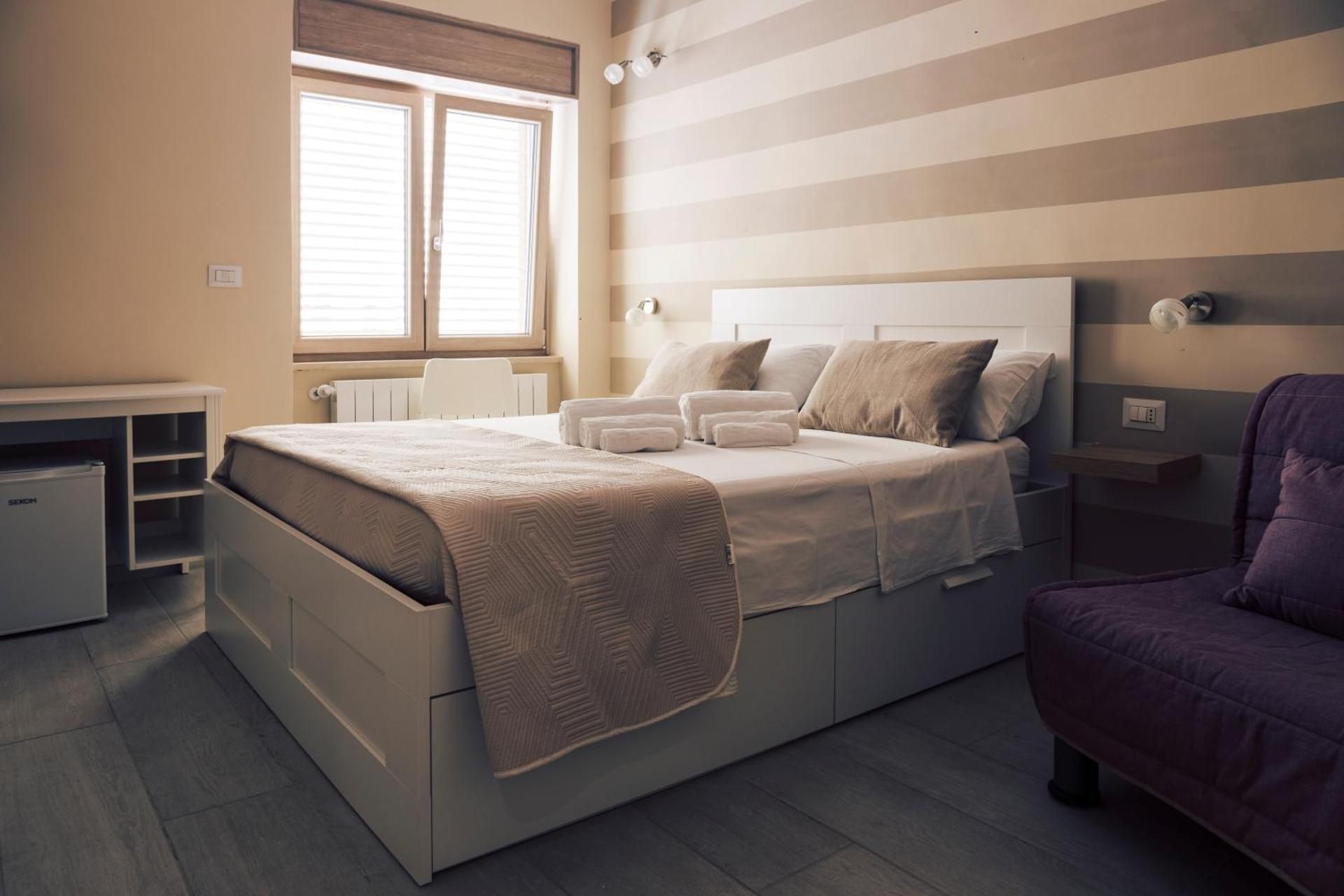 Large Double Room