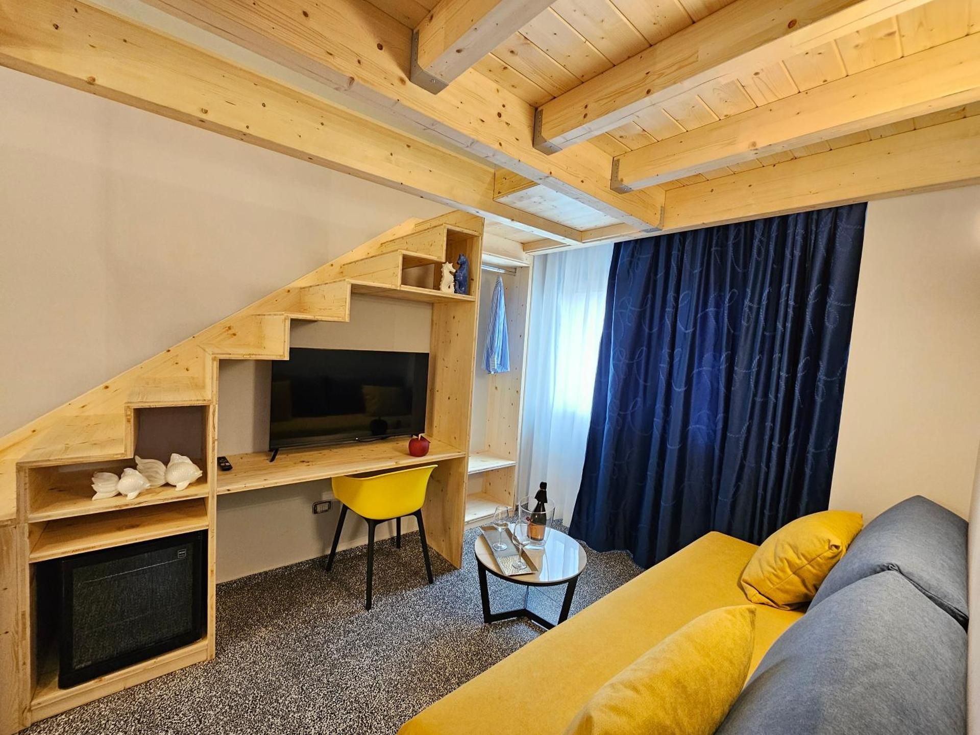 Suite with Sea View