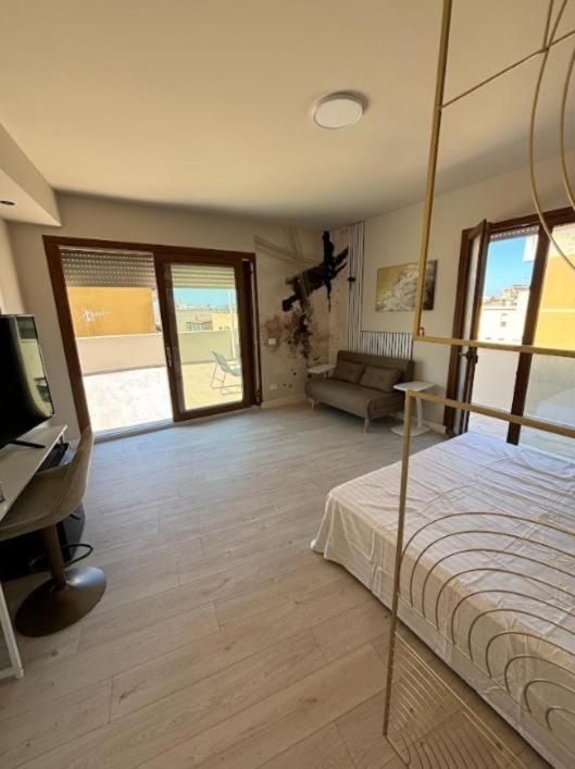 Quadruple Room with Private Bathroom