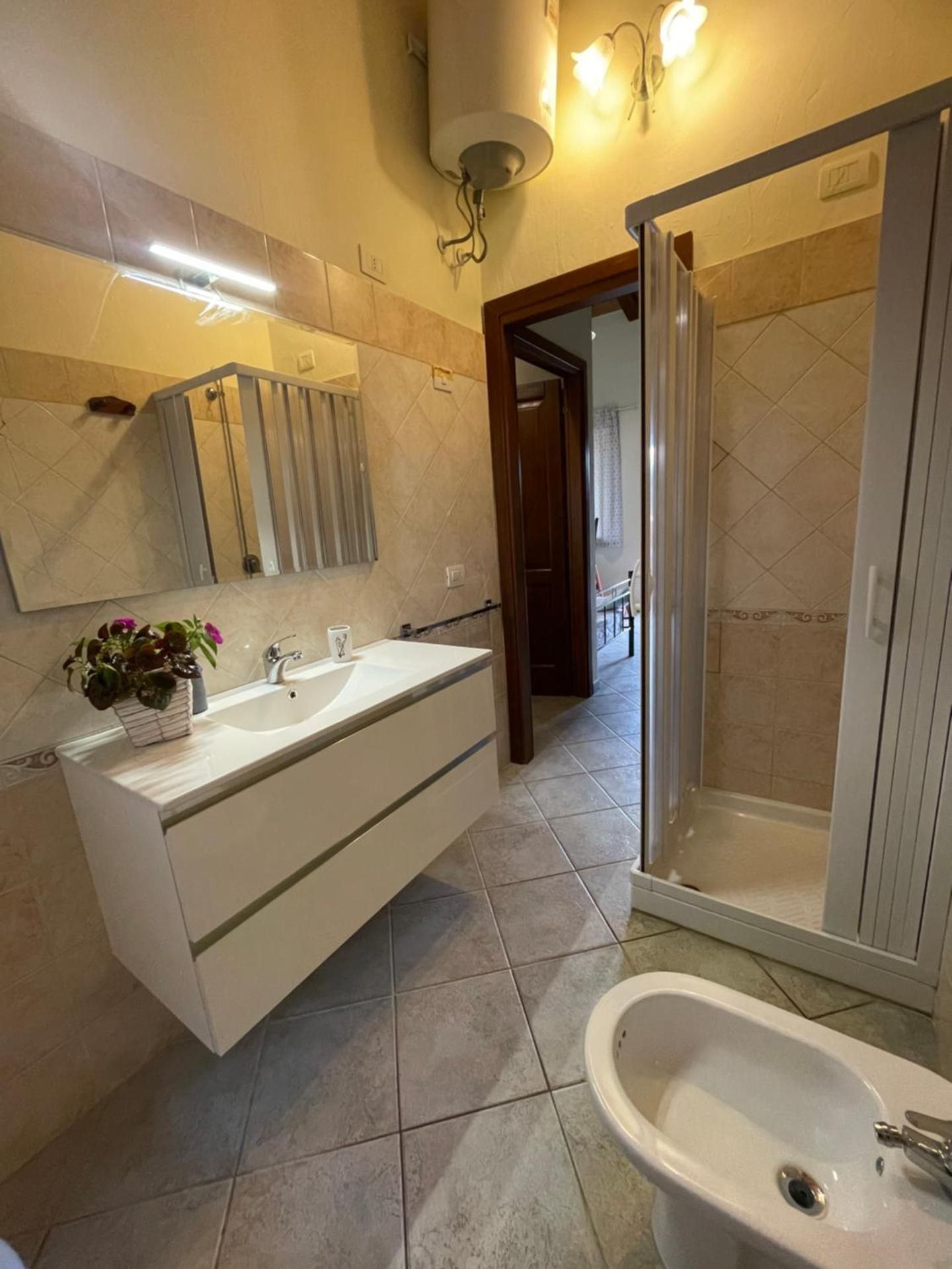 One-Bedroom Apartment (2 Adults + 2 Children)