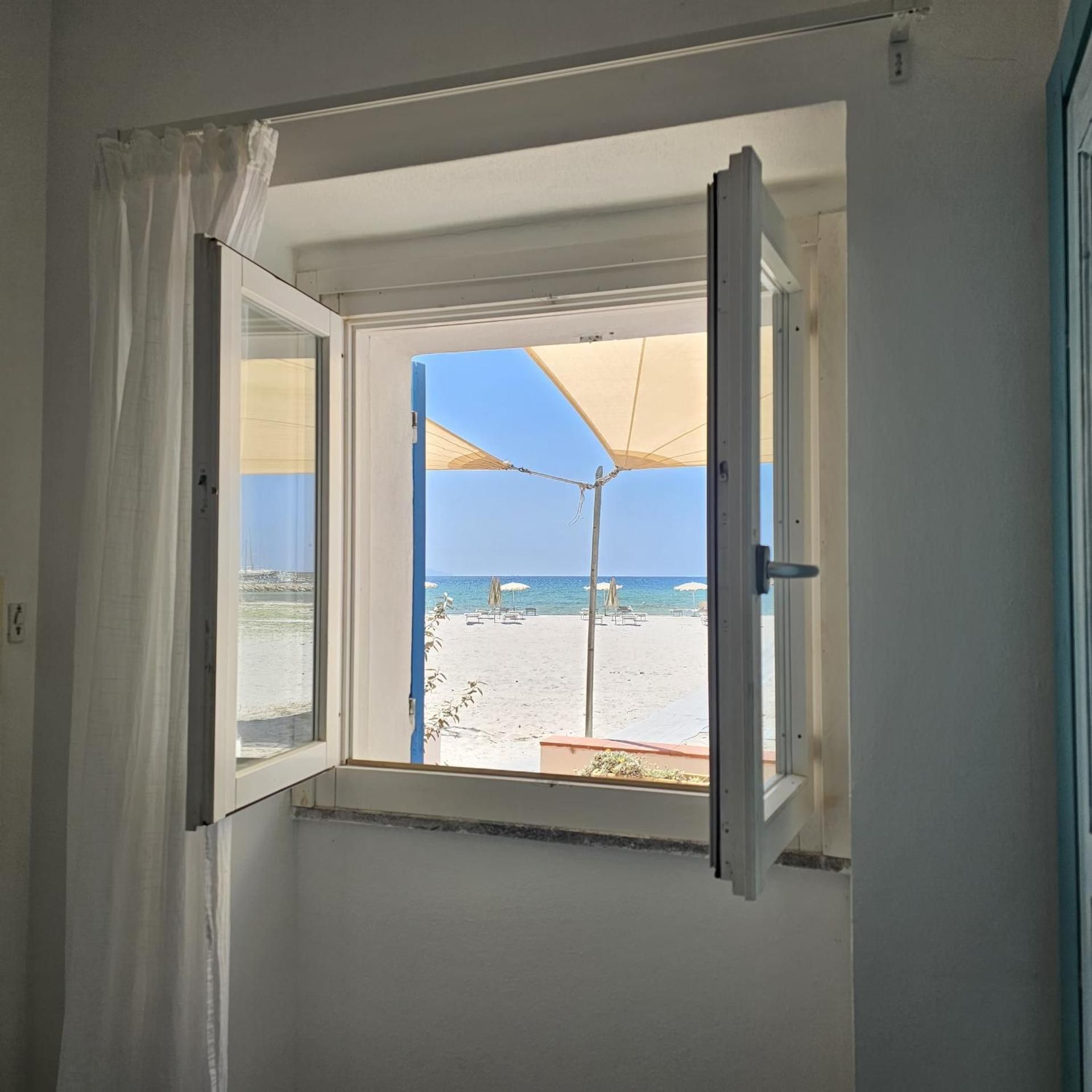 Standard Single Room with Sea View
