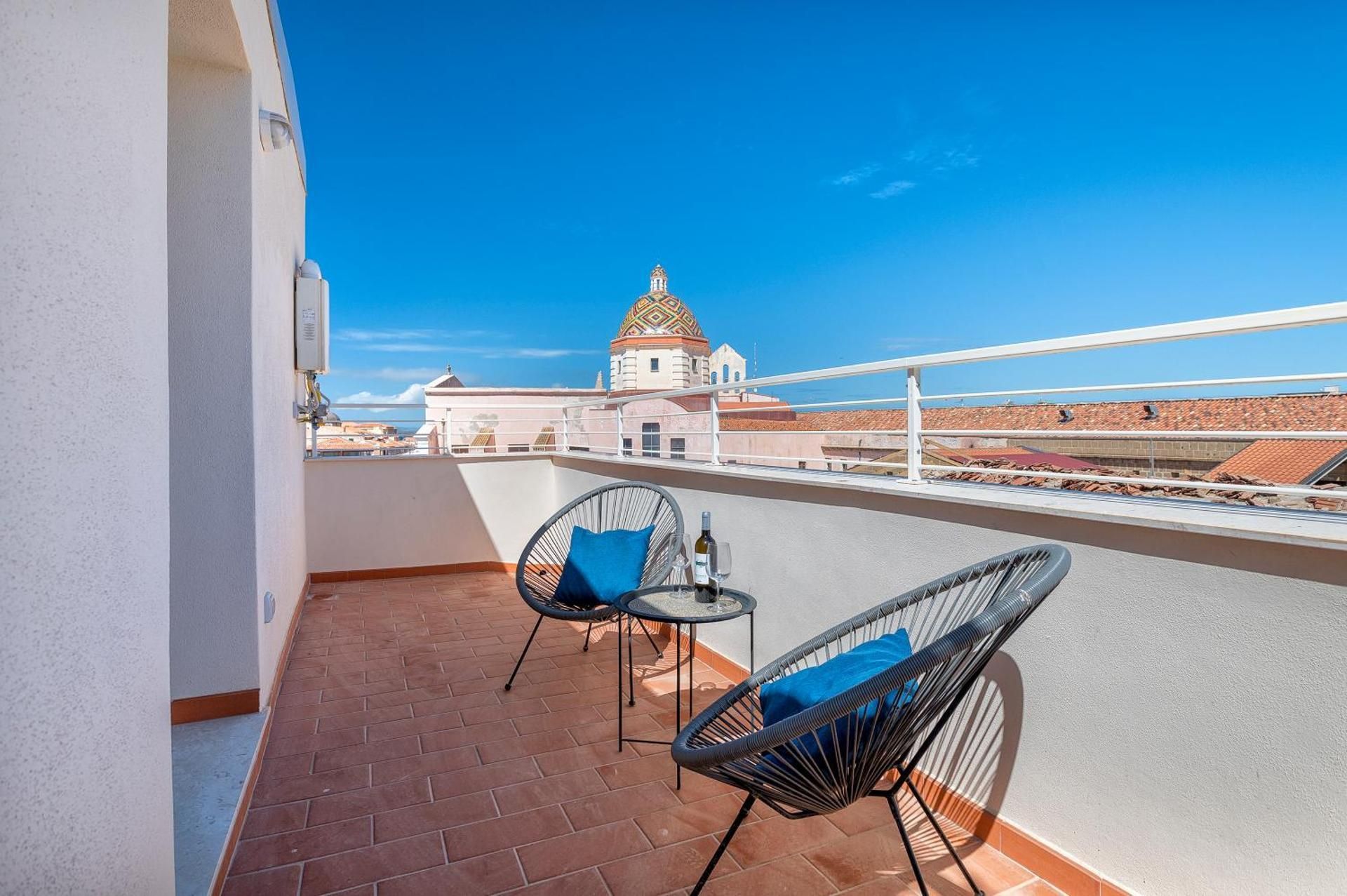 Triple Room with Terrace