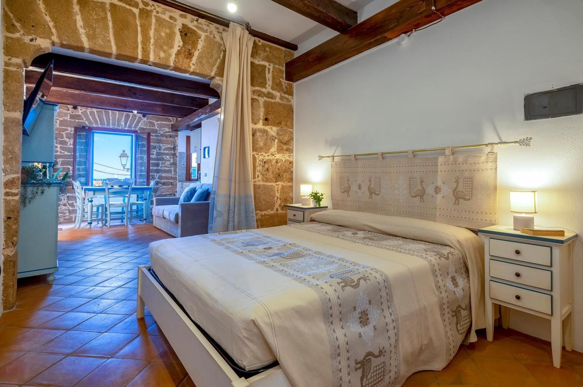 One-Bedroom Apartment with Sea View