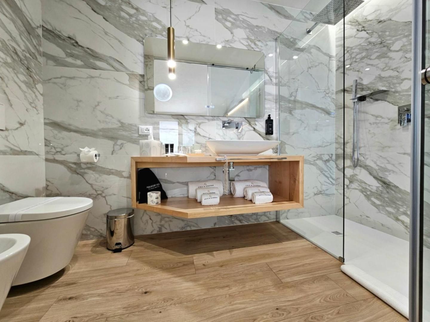 King Room with Spa Bath