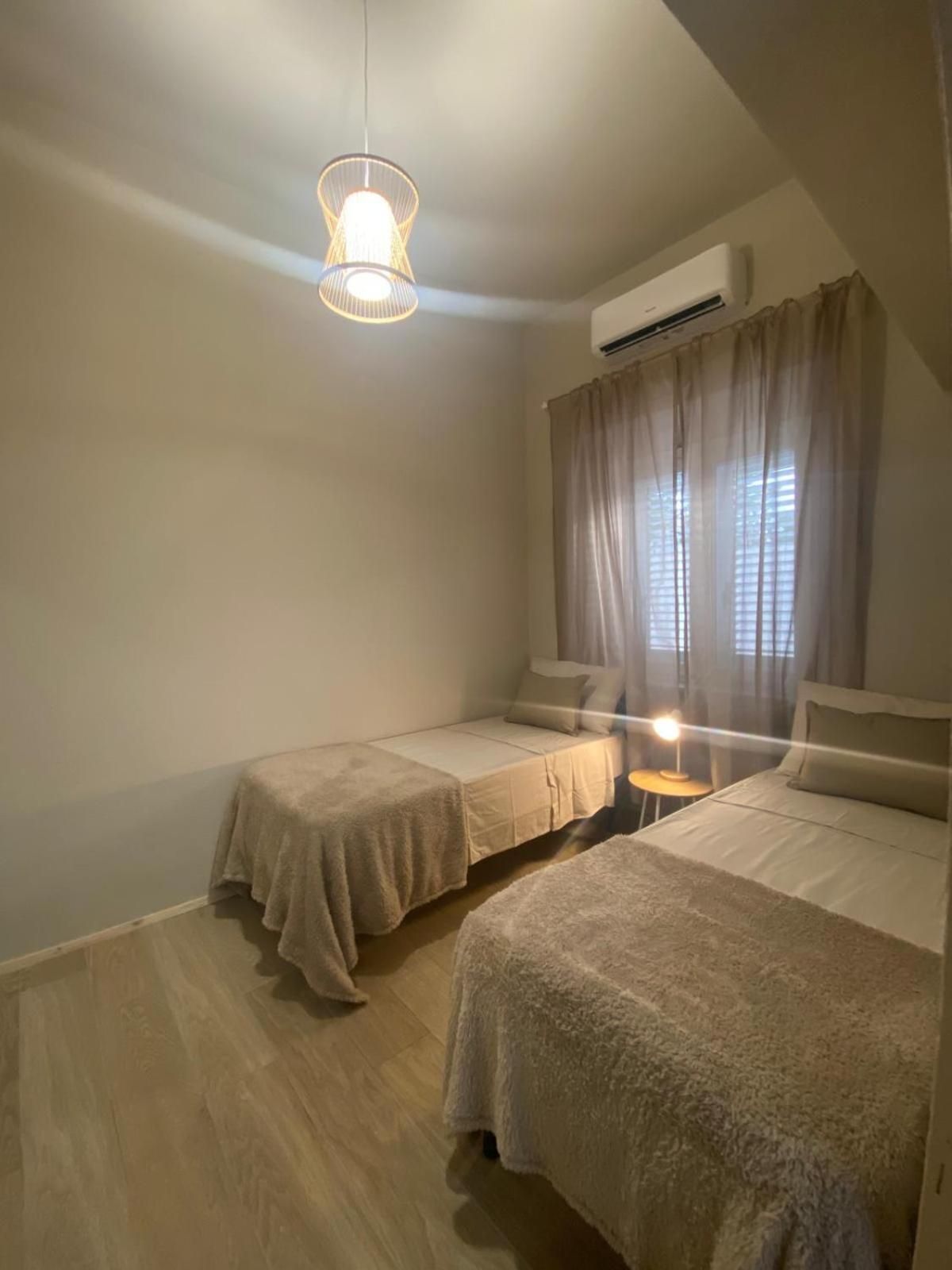 Twin Room with Private Bathroom