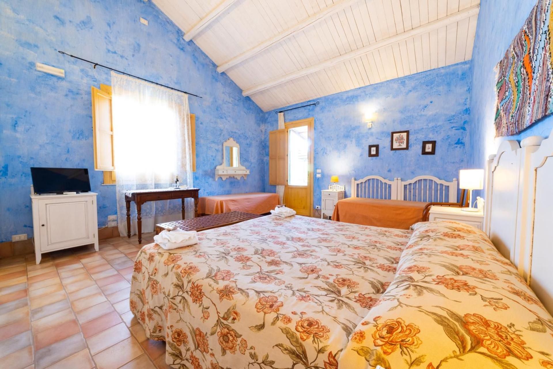 Large Double Room