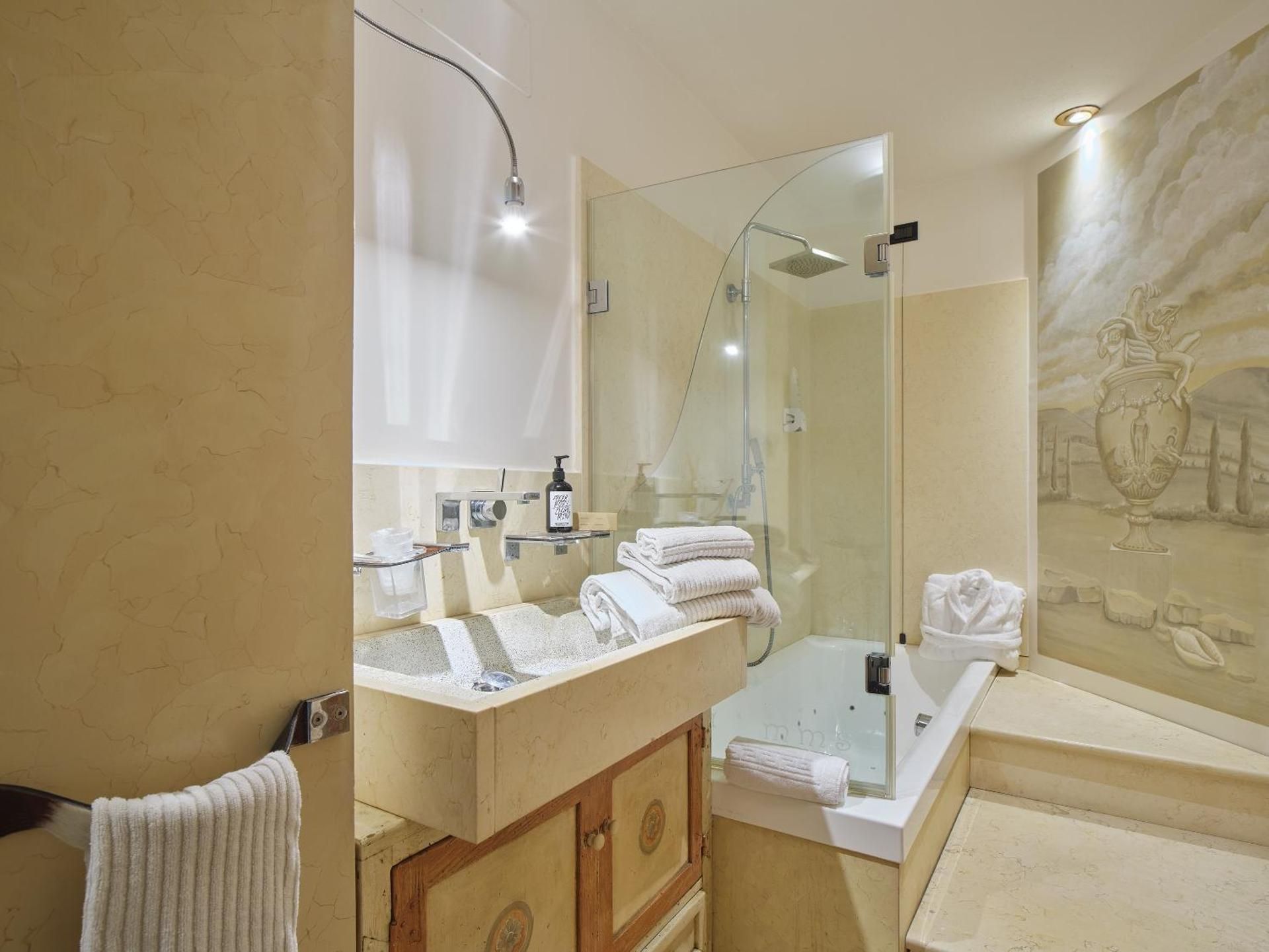 Two-Bedroom Apartment with City View
