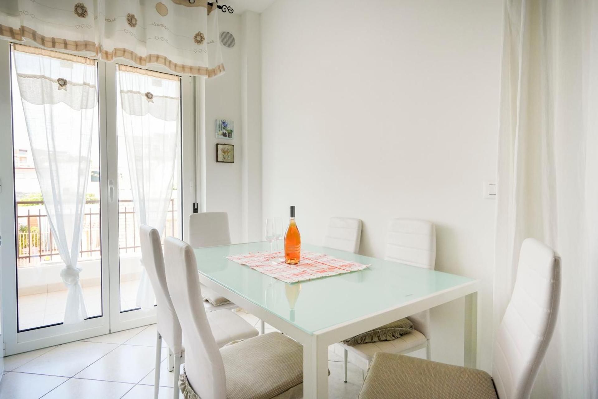 Mistral Suite Apartment