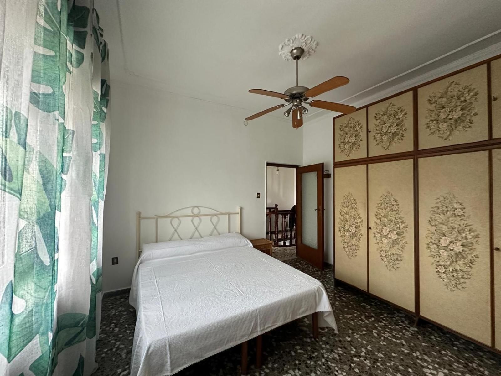 Bari Lory's Rooms Double Room with Shared Bathroom