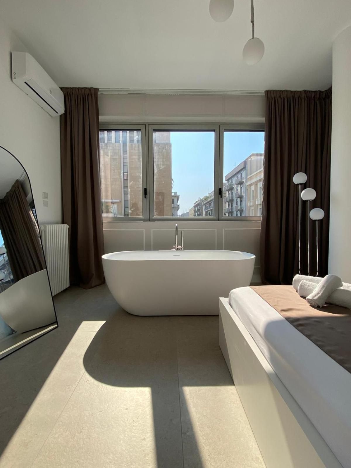 Deluxe Double Room with Bath