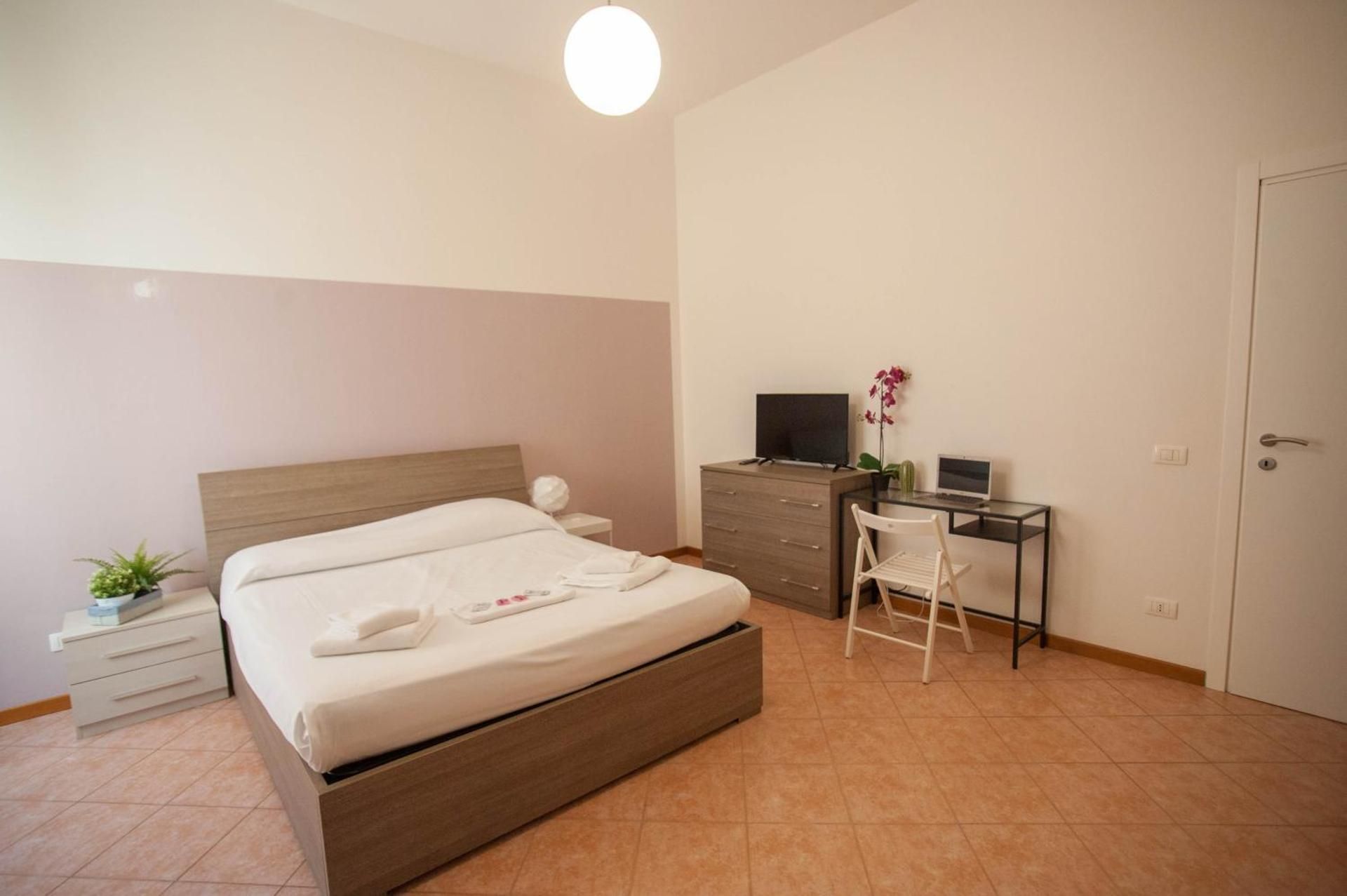 Large Double Room