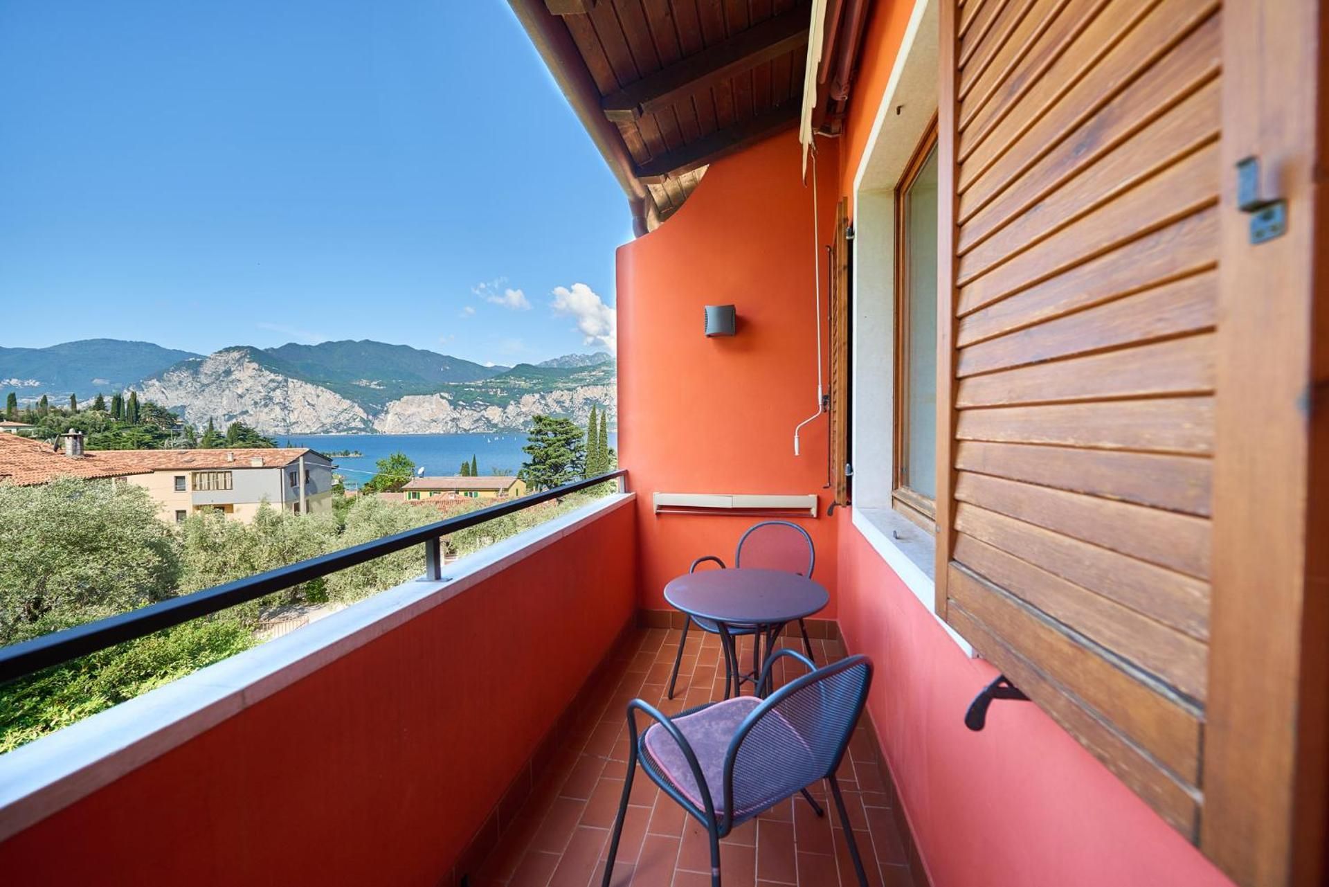 Studio with Balcony