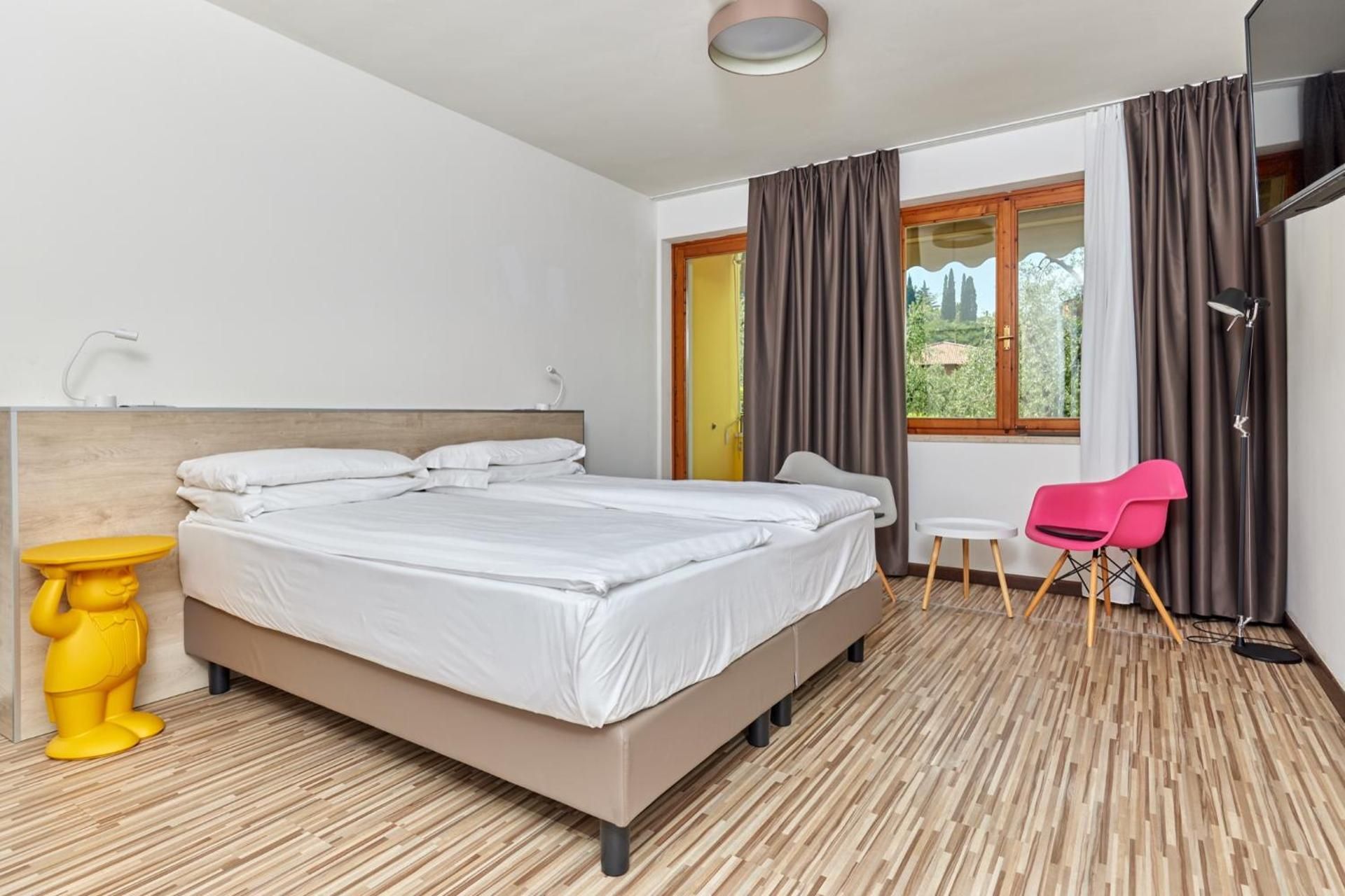 Large Double Room