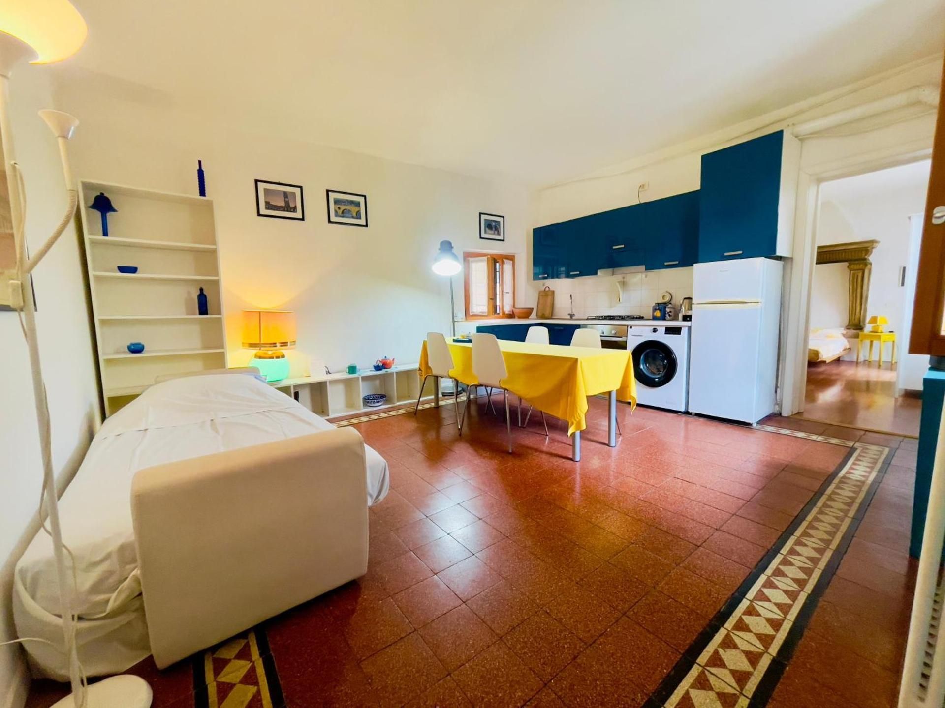 One-Bedroom Apartment