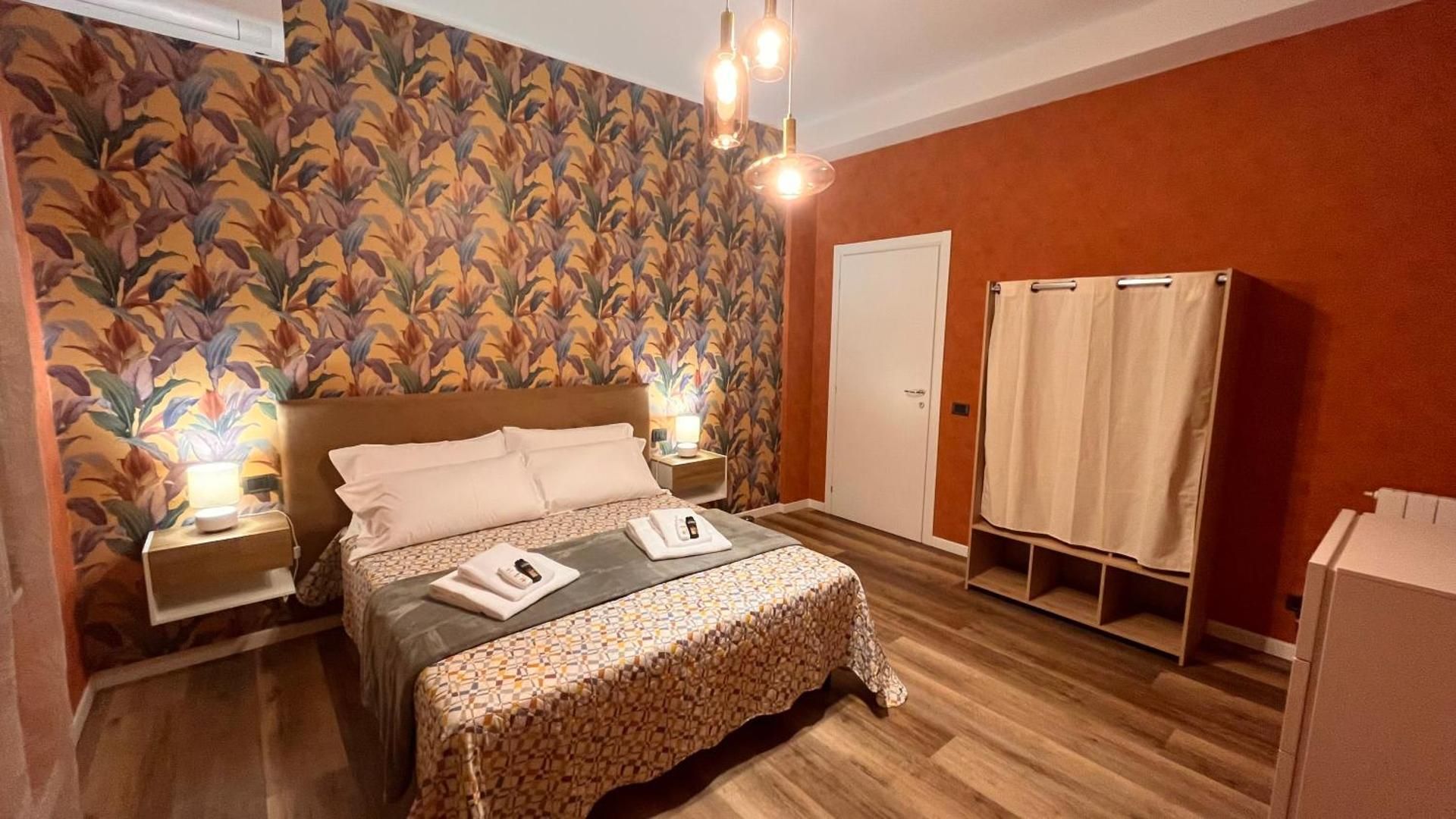 Double Room with Private External Bathroom