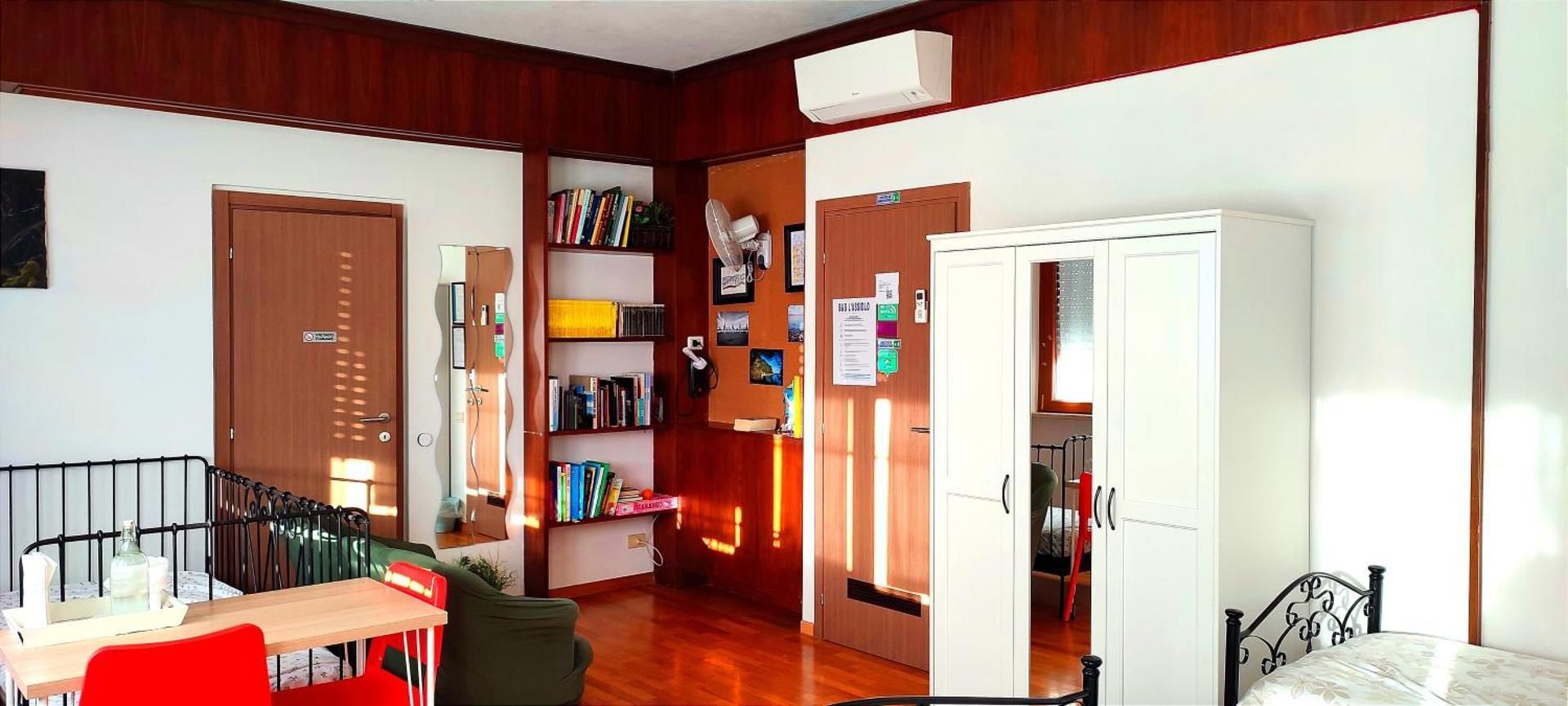 Quadruple Room with Private Bathroom