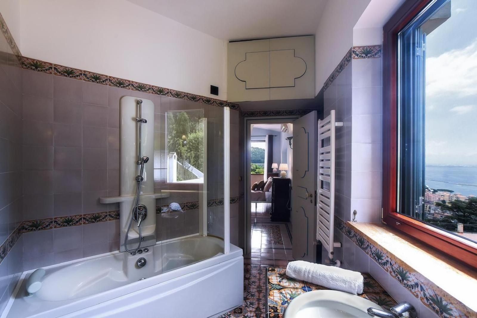 Deluxe Twin Room with Sea View
