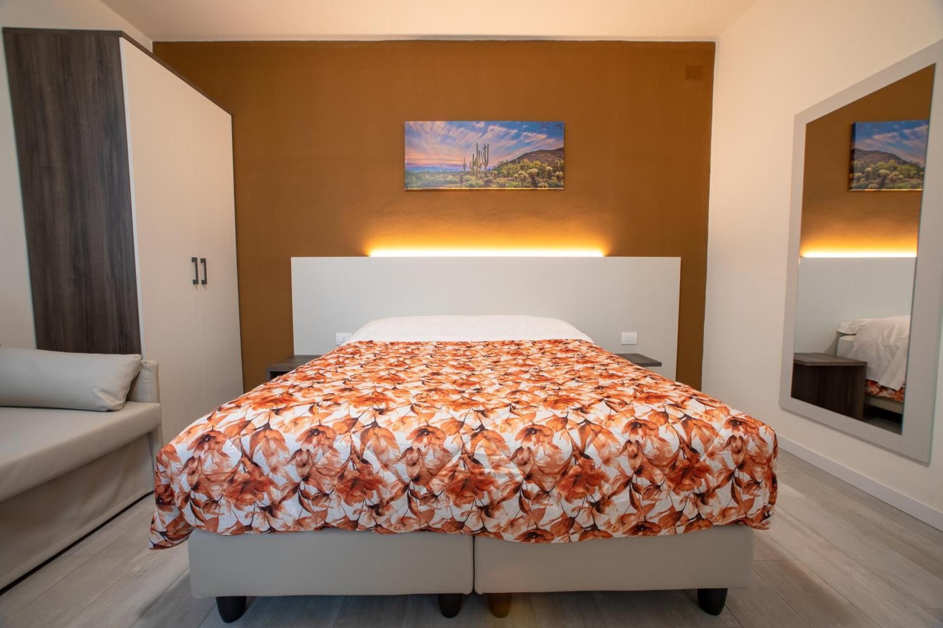 Deluxe Double or Twin Room
