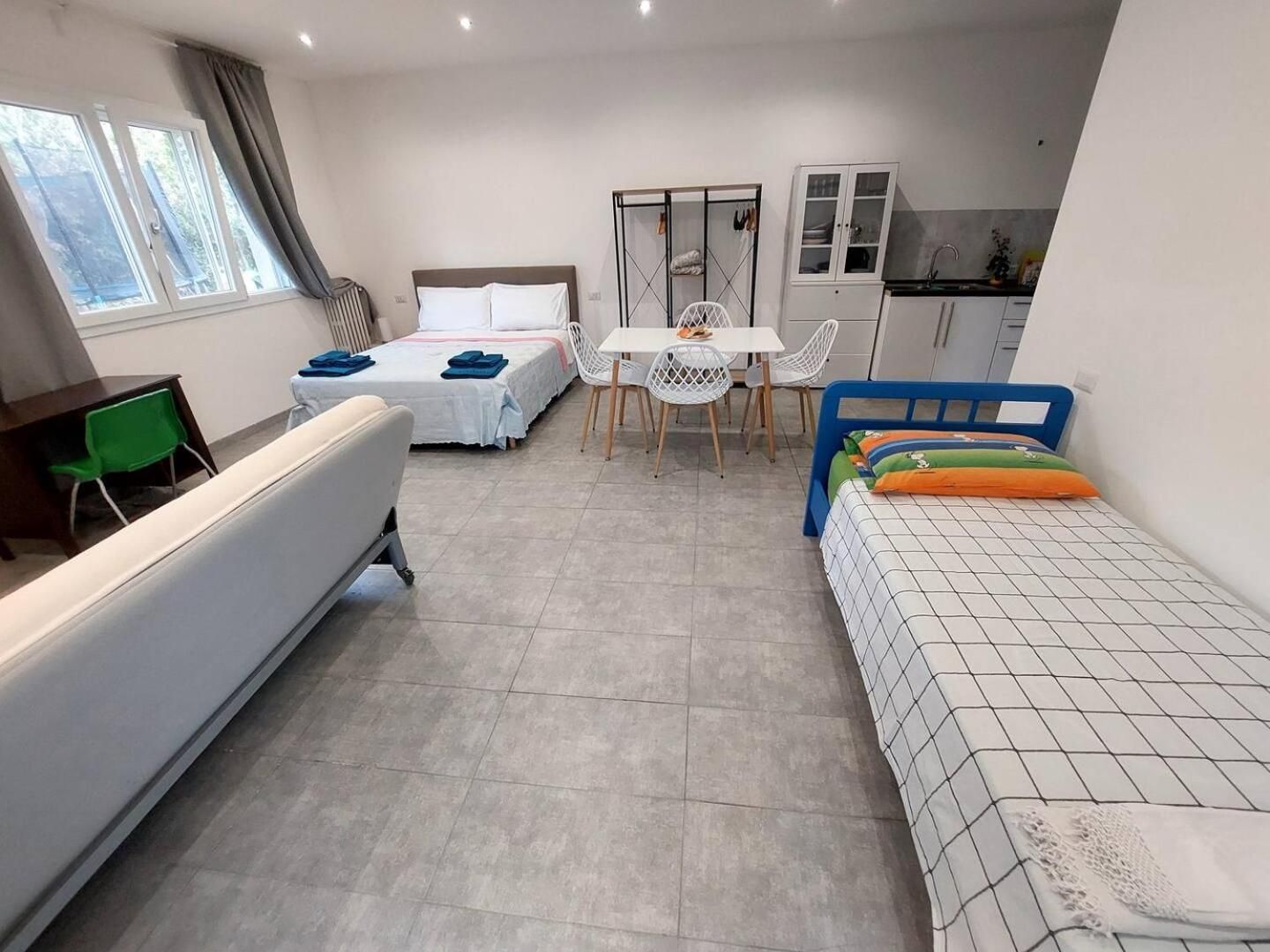 One-Bedroom Apartment