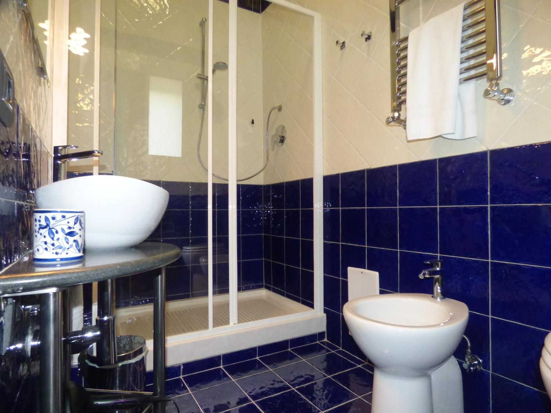 Conte di Morelia Twin Room with Private Bathroom 2