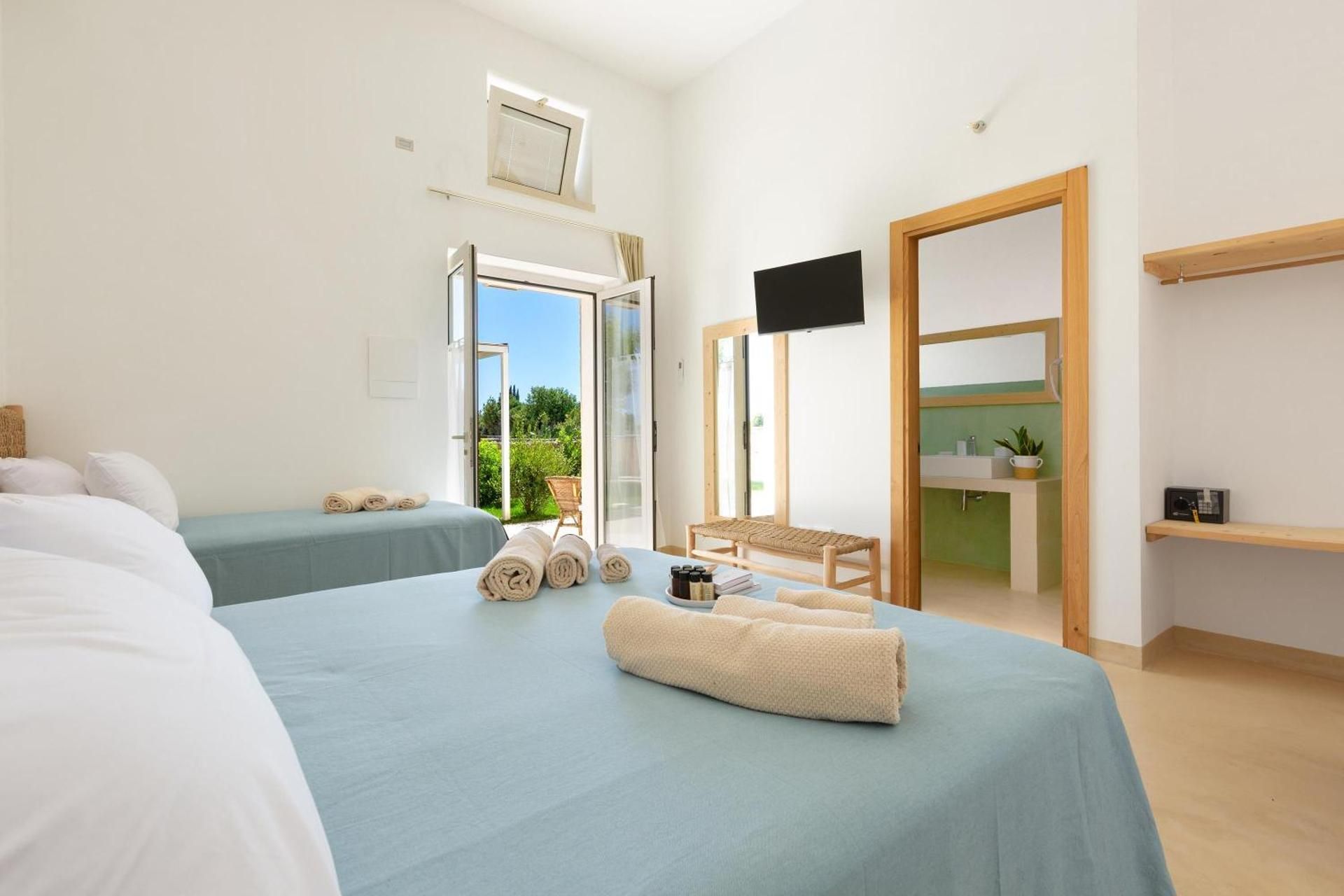 Superior Triple Room