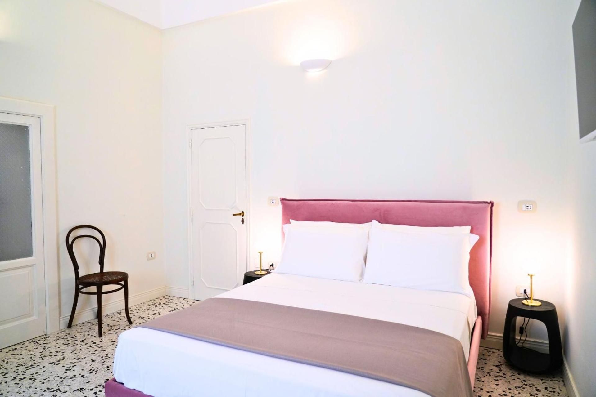 King Room with Spa Bath