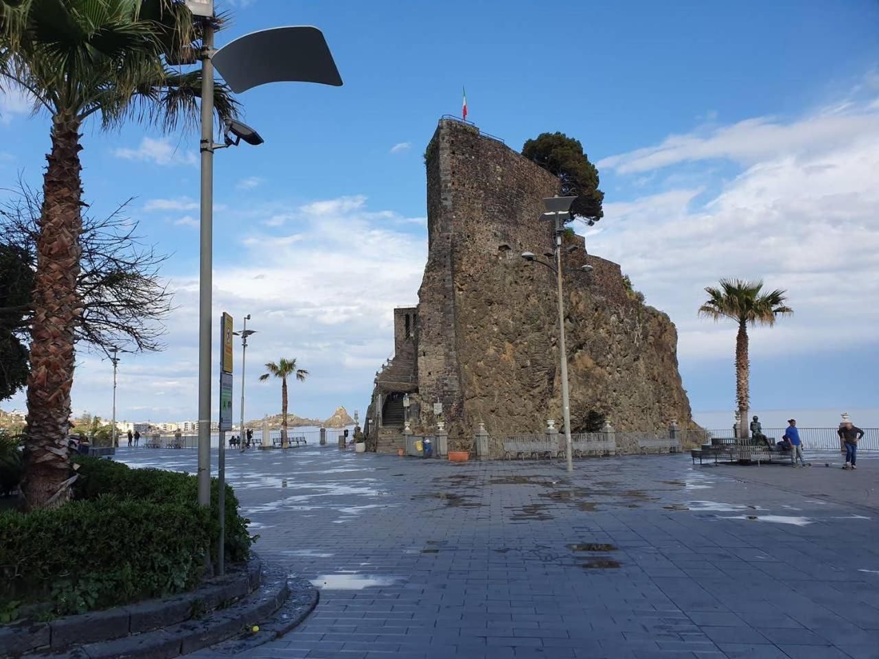 Charme in Aci Castello