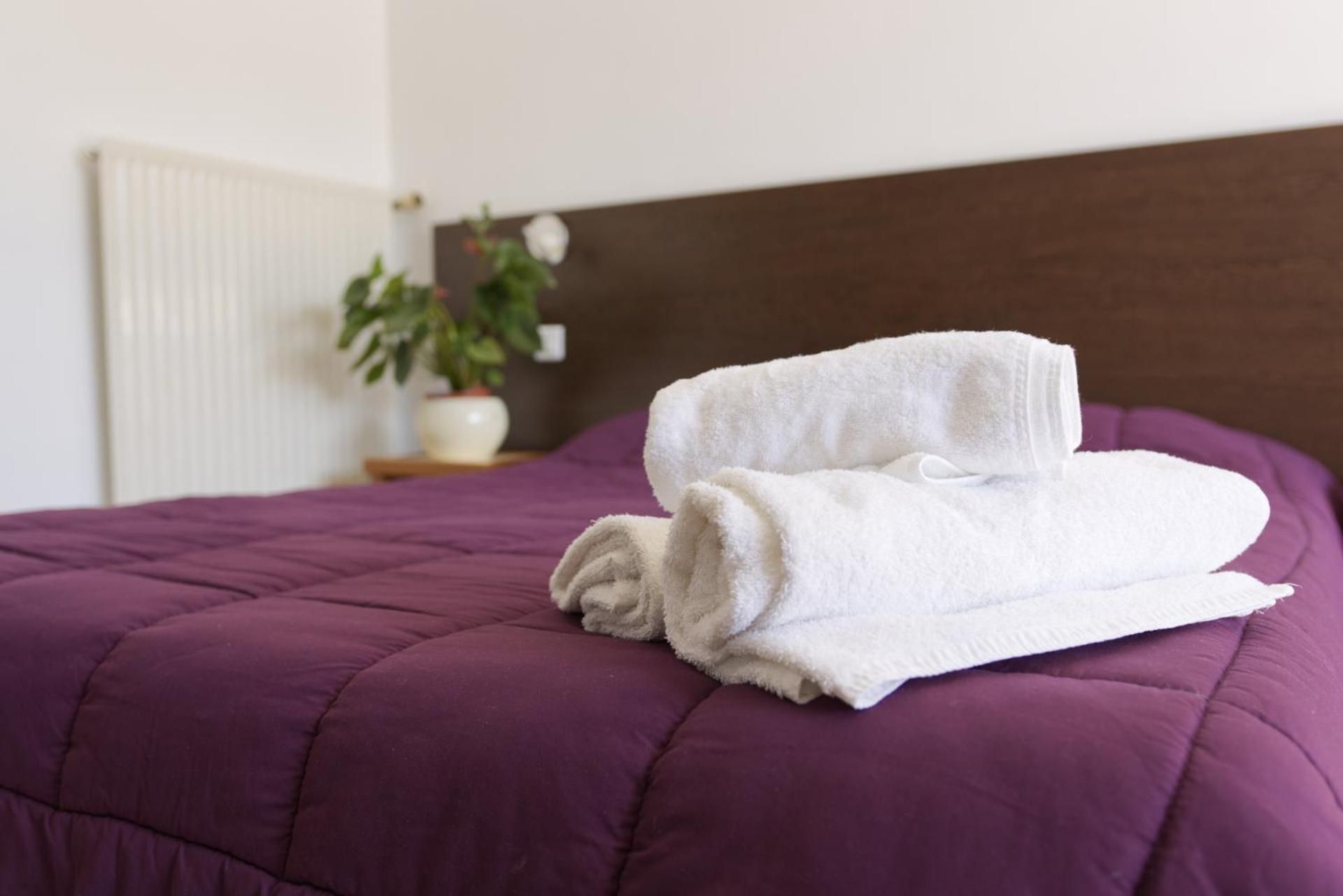 Single Room With Private Bathroom